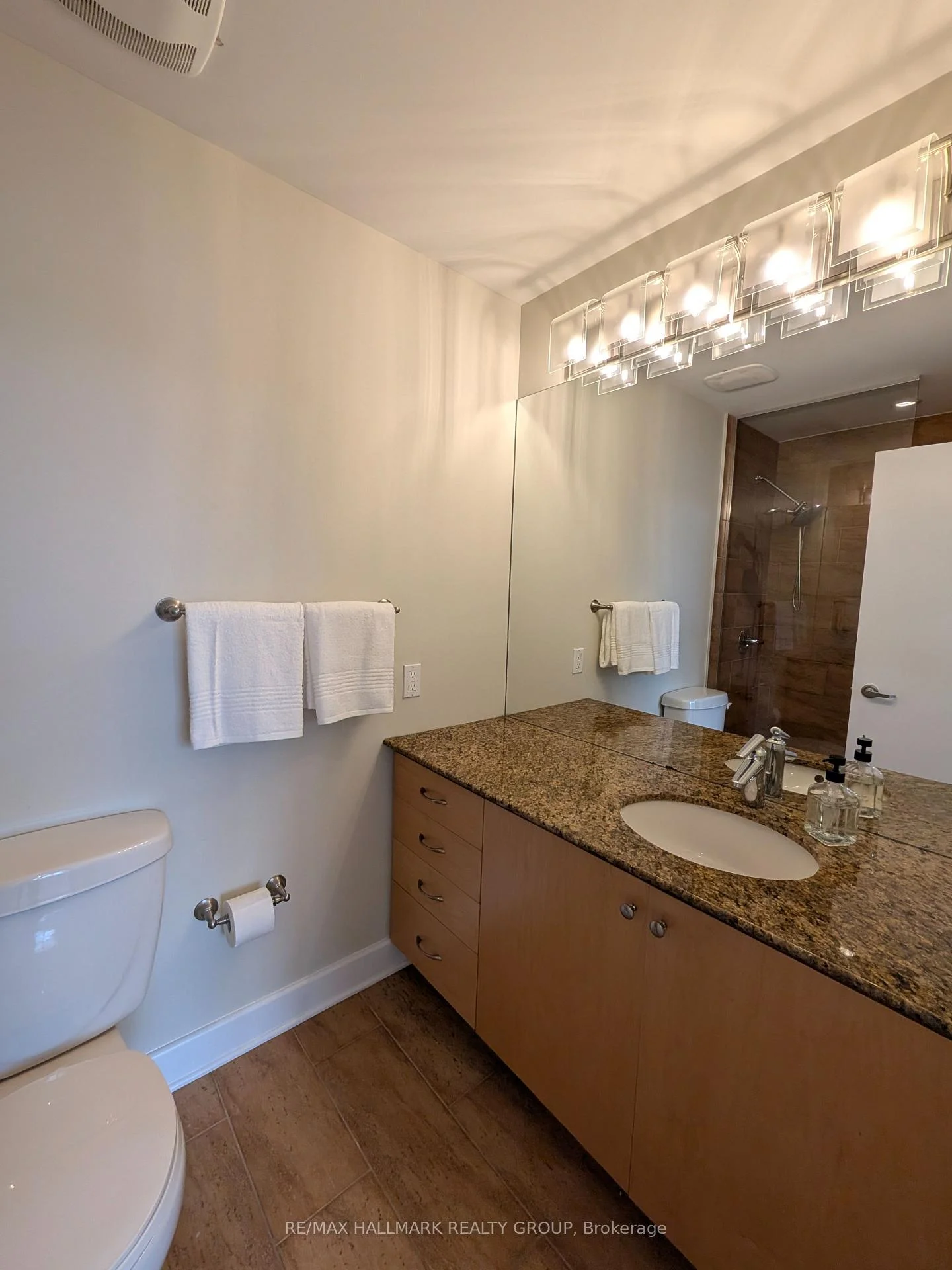 Photo 48 of 51 Drouin Avenue, Ottawa, Overbrook — HOMEH