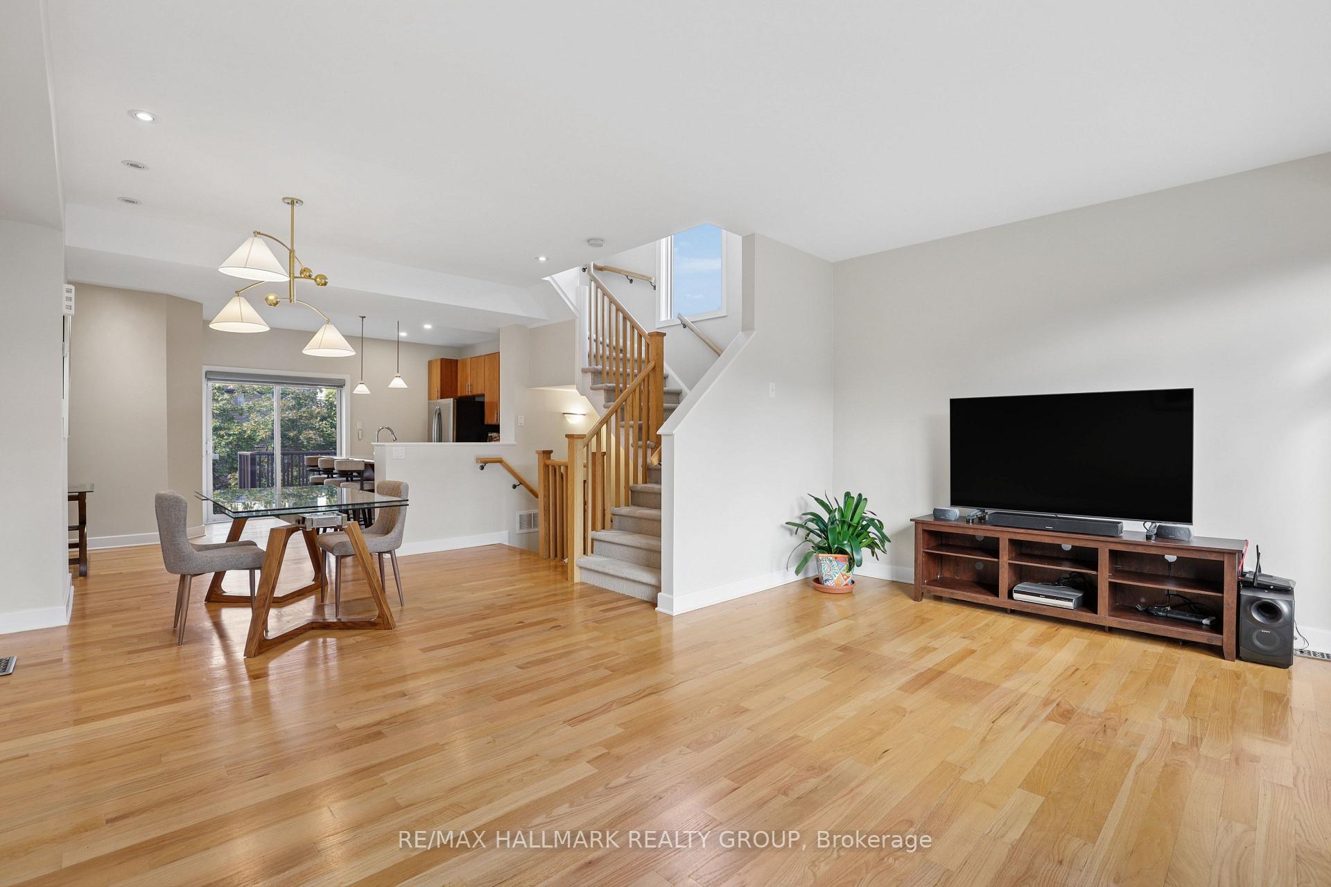 Photo 58 of 51 Drouin Avenue, Ottawa, Overbrook — HOMEH