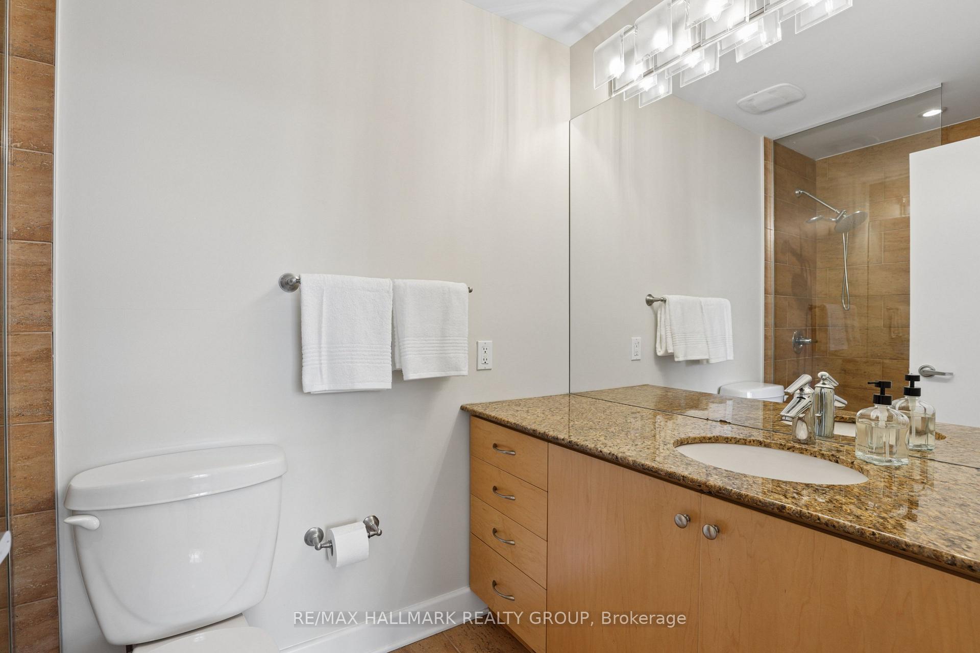 Photo 94 of 51 Drouin Avenue, Ottawa, Overbrook — HOMEH