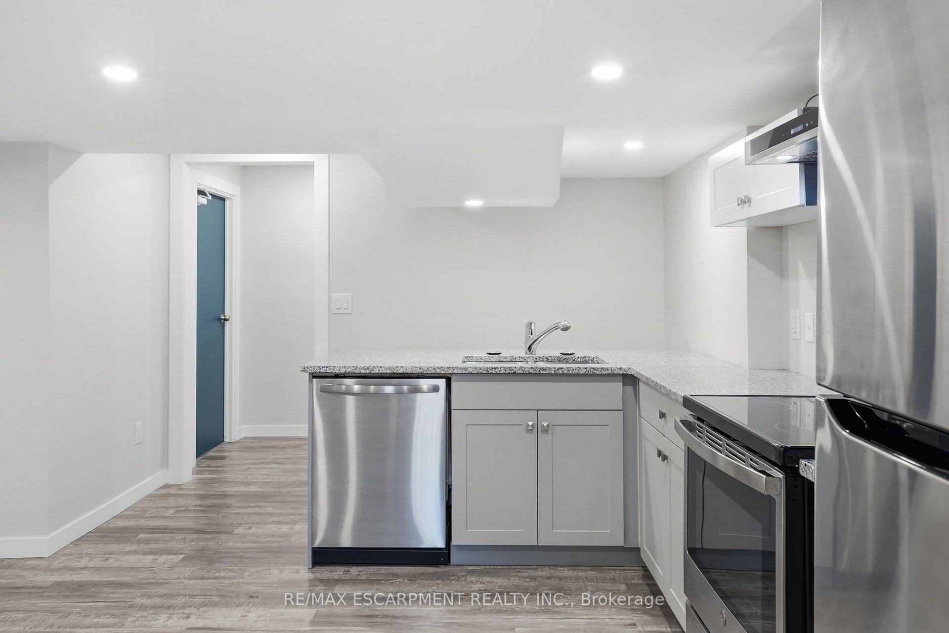 Photo 4 of Unit Lower, 43 Fleming Crescent, Haldimand — HOMEH