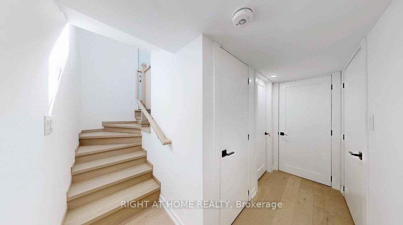 Photo 2 of Unit Basement/Studio, 118 Clifton Avenue, North York, Bathurst Manor — HOMEH
