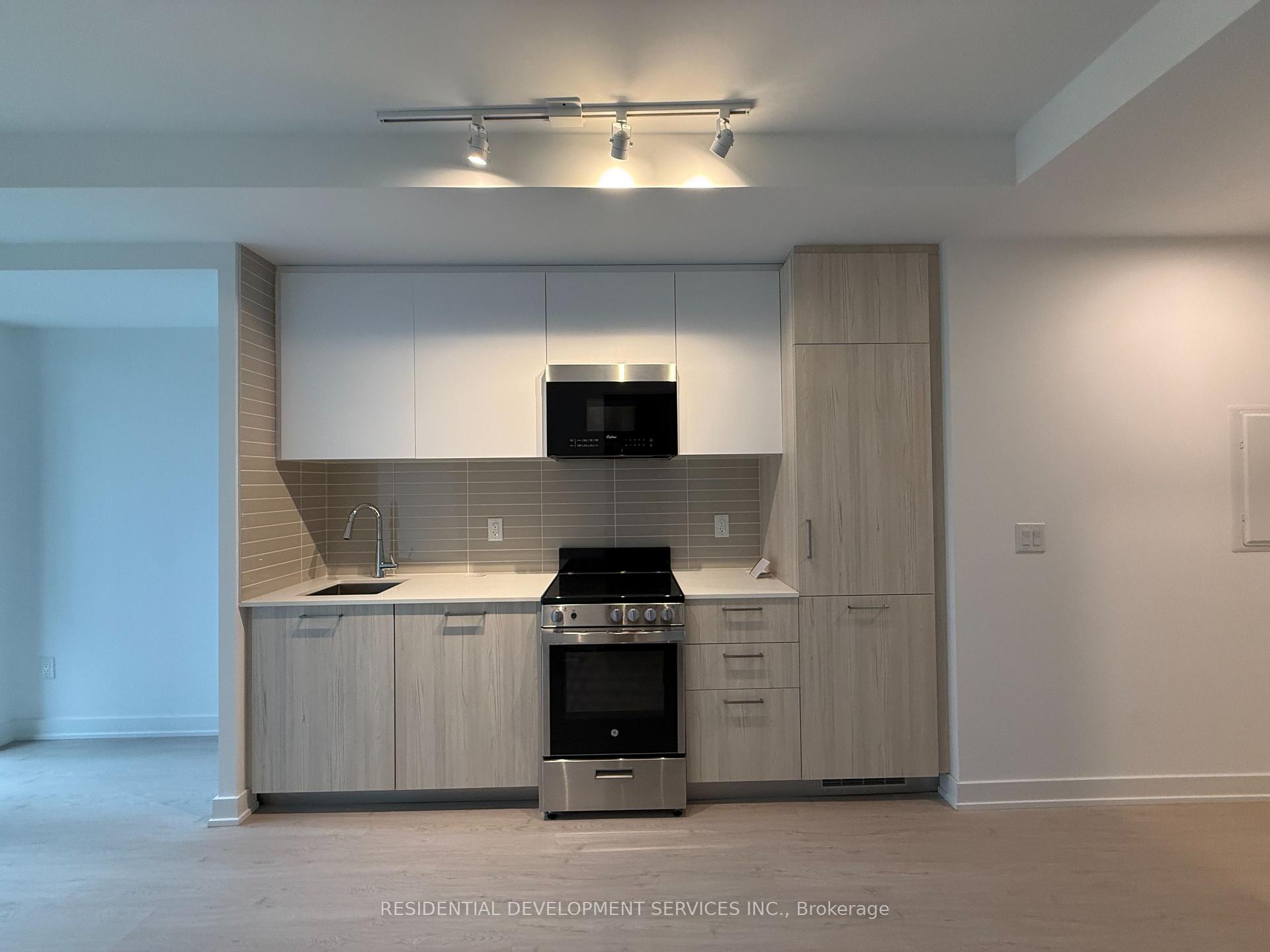 Photo 2 of Unit 405, 65 Mutual Street, Toronto, Church-Yonge Corridor — HOMEH