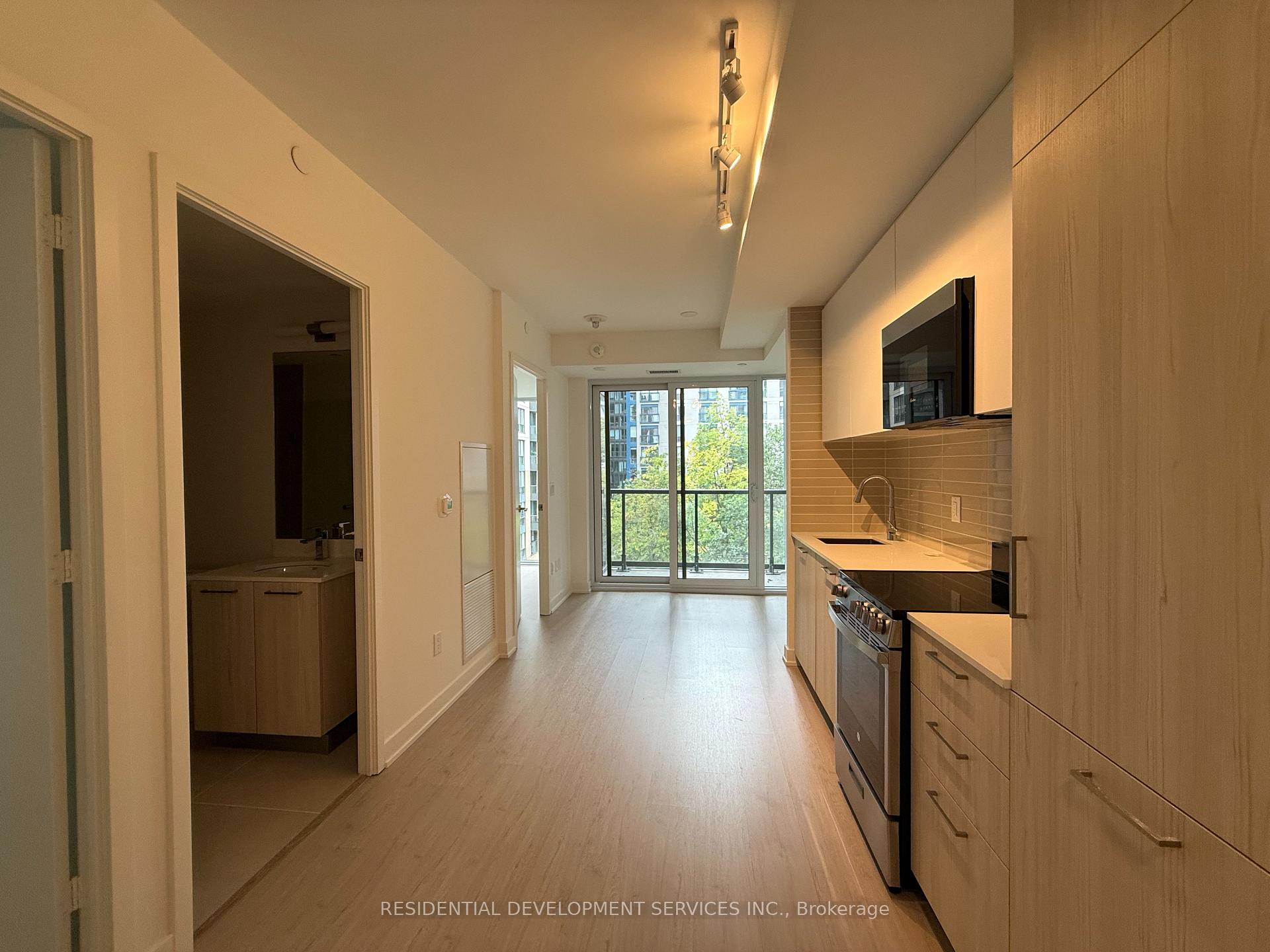 Photo 3 of Unit 405, 65 Mutual Street, Toronto, Church-Yonge Corridor — HOMEH