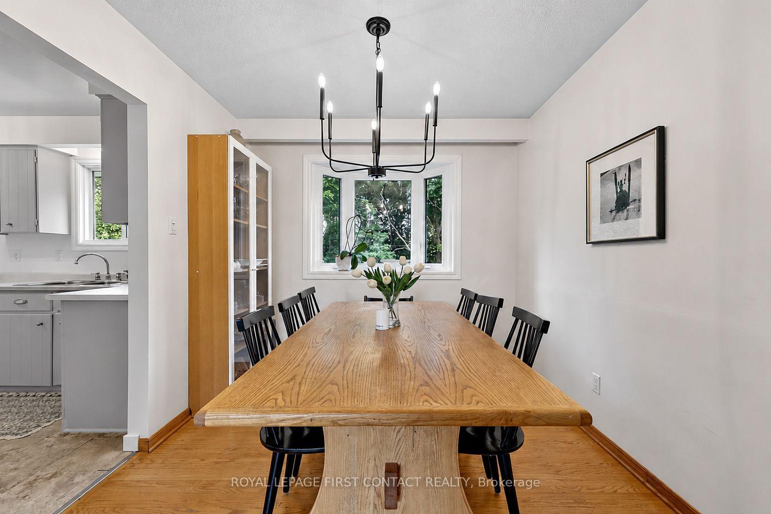 Photo 6 of 11 MacLaren Avenue, Barrie, Painswick North — HOMEH