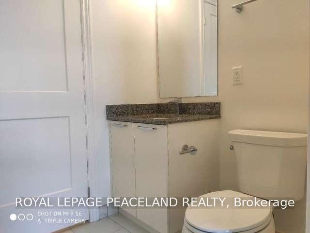 Photo 7 of 19 Frank Charlton Avenue, Markham, Unionville — HOMEH