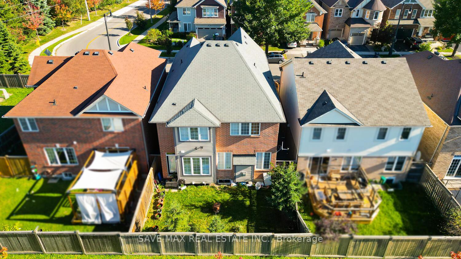 Photo 44 of 4 Donomore Drive, Brampton, Northwest Brampton — HOMEH