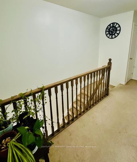 Photo 9 of 1369 countrystone Drive, Kitchener, Highland West — HOMEH