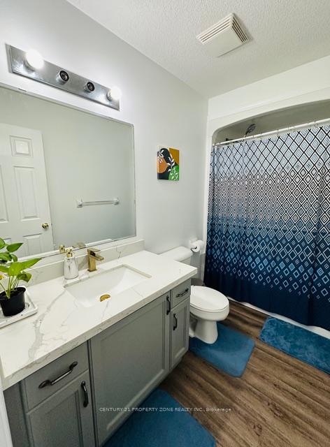Photo 16 of 1369 countrystone Drive, Kitchener, Highland West — HOMEH