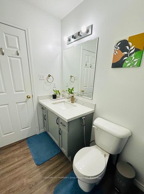 Photo 18 of 1369 countrystone Drive, Kitchener, Highland West — HOMEH