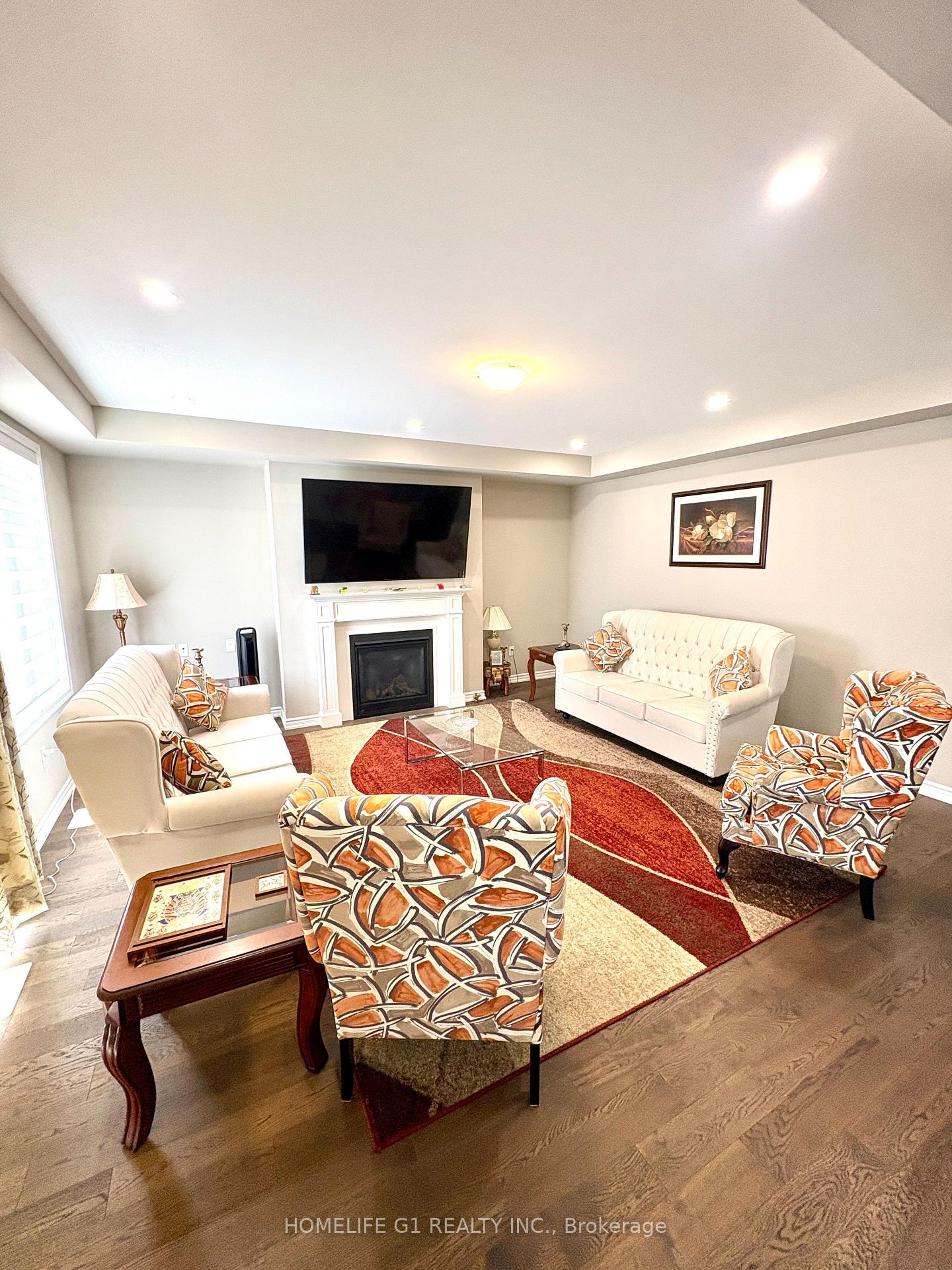 Photo 21 of 50 William Nador Street, Kitchener, Trussler — HOMEH