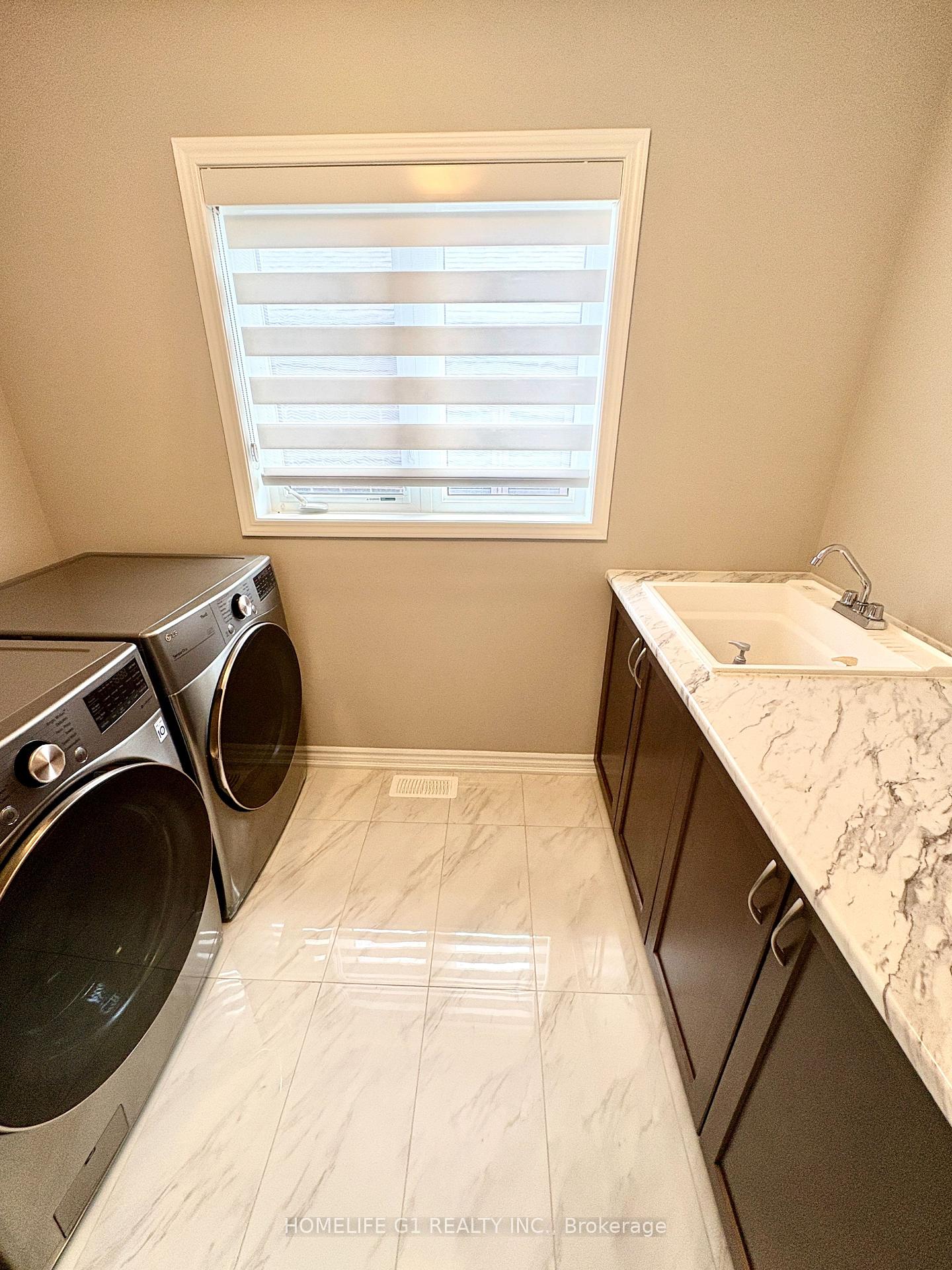 Photo 28 of 50 William Nador Street, Kitchener, Trussler — HOMEH