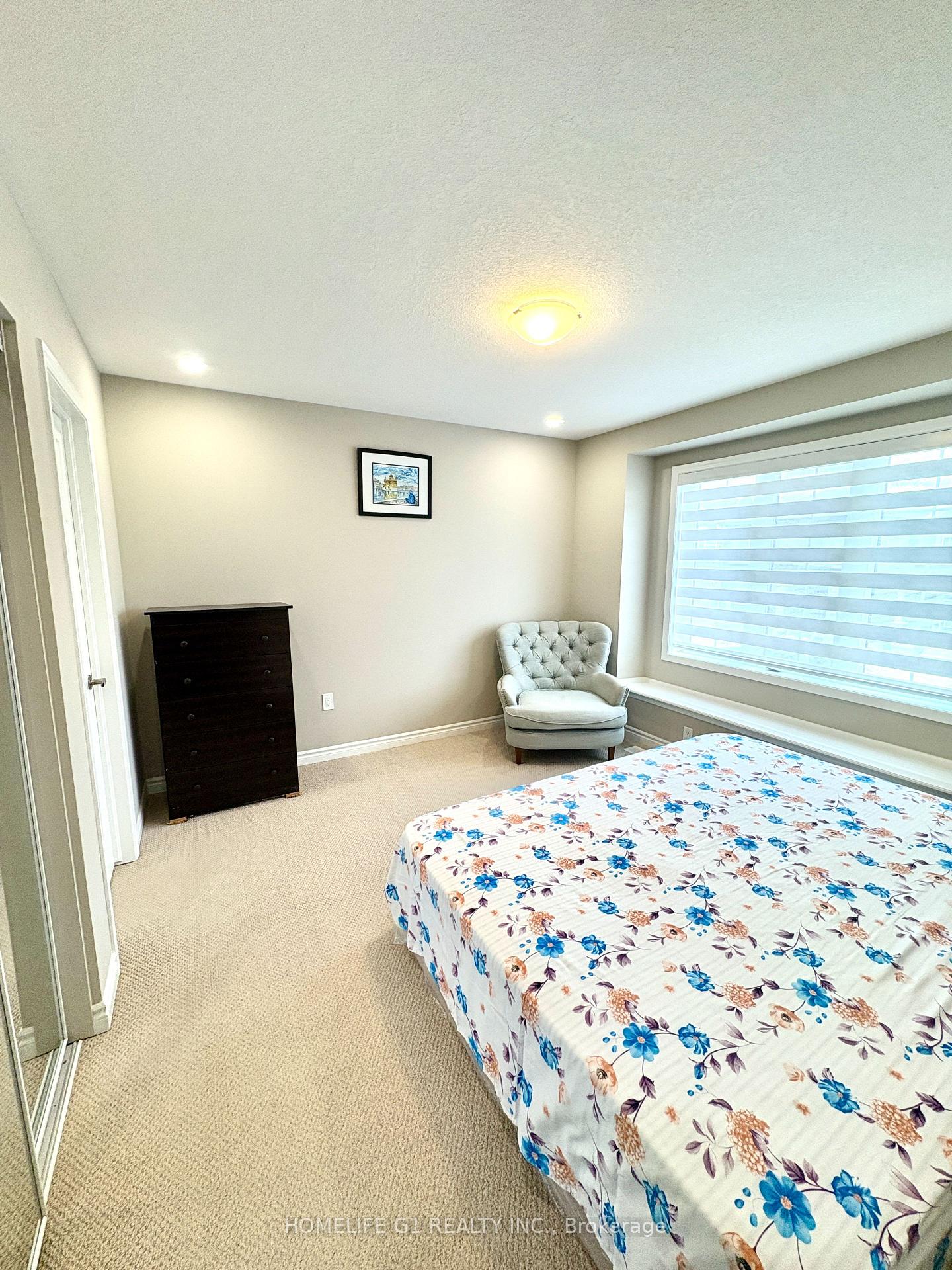 Photo 33 of 50 William Nador Street, Kitchener, Trussler — HOMEH