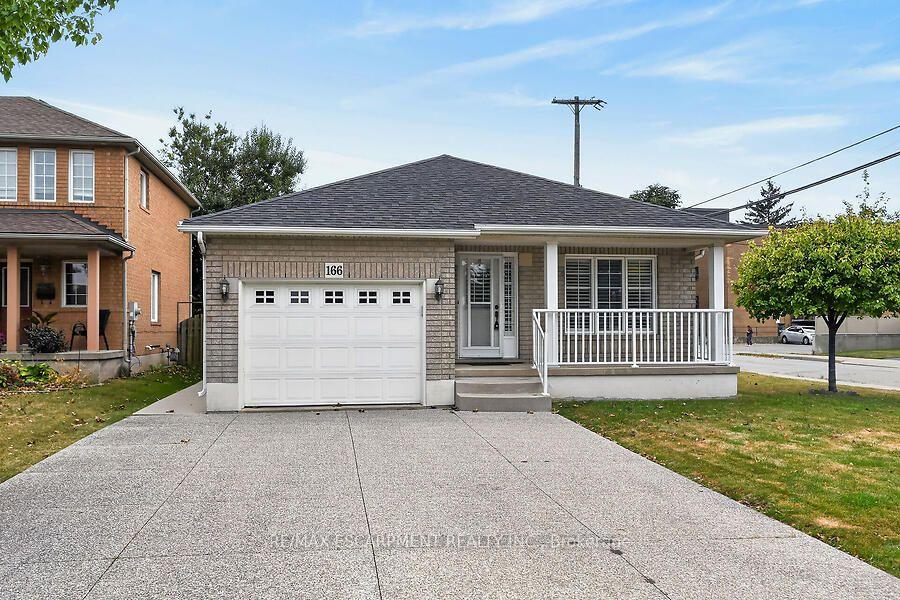 Photo of 166 Toby Crescent