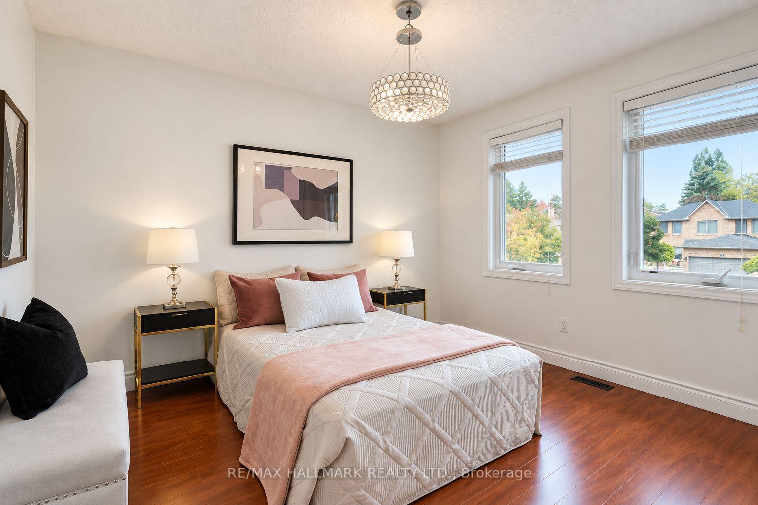 Photo 20 of 14 Crawford Rose Drive, Aurora, Aurora Heights — HOMEH