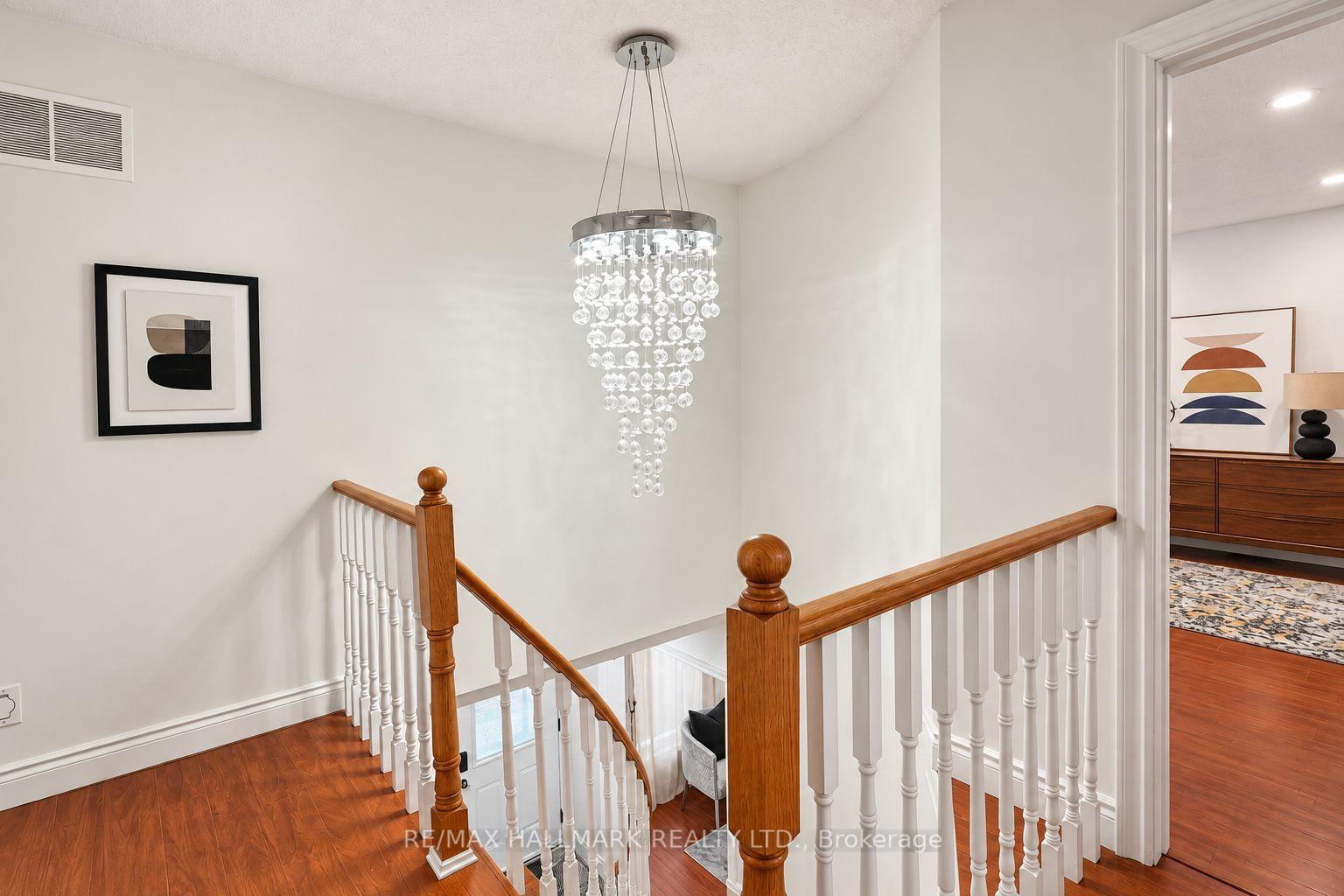 Photo 37 of 14 Crawford Rose Drive, Aurora, Aurora Heights — HOMEH