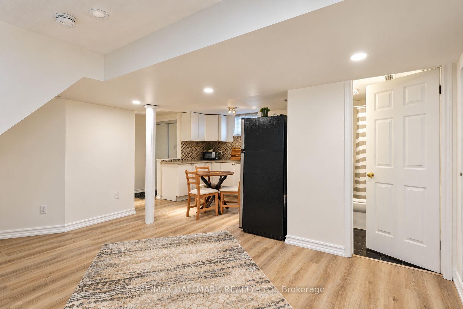 Photo 39 of 14 Crawford Rose Drive, Aurora, Aurora Heights — HOMEH