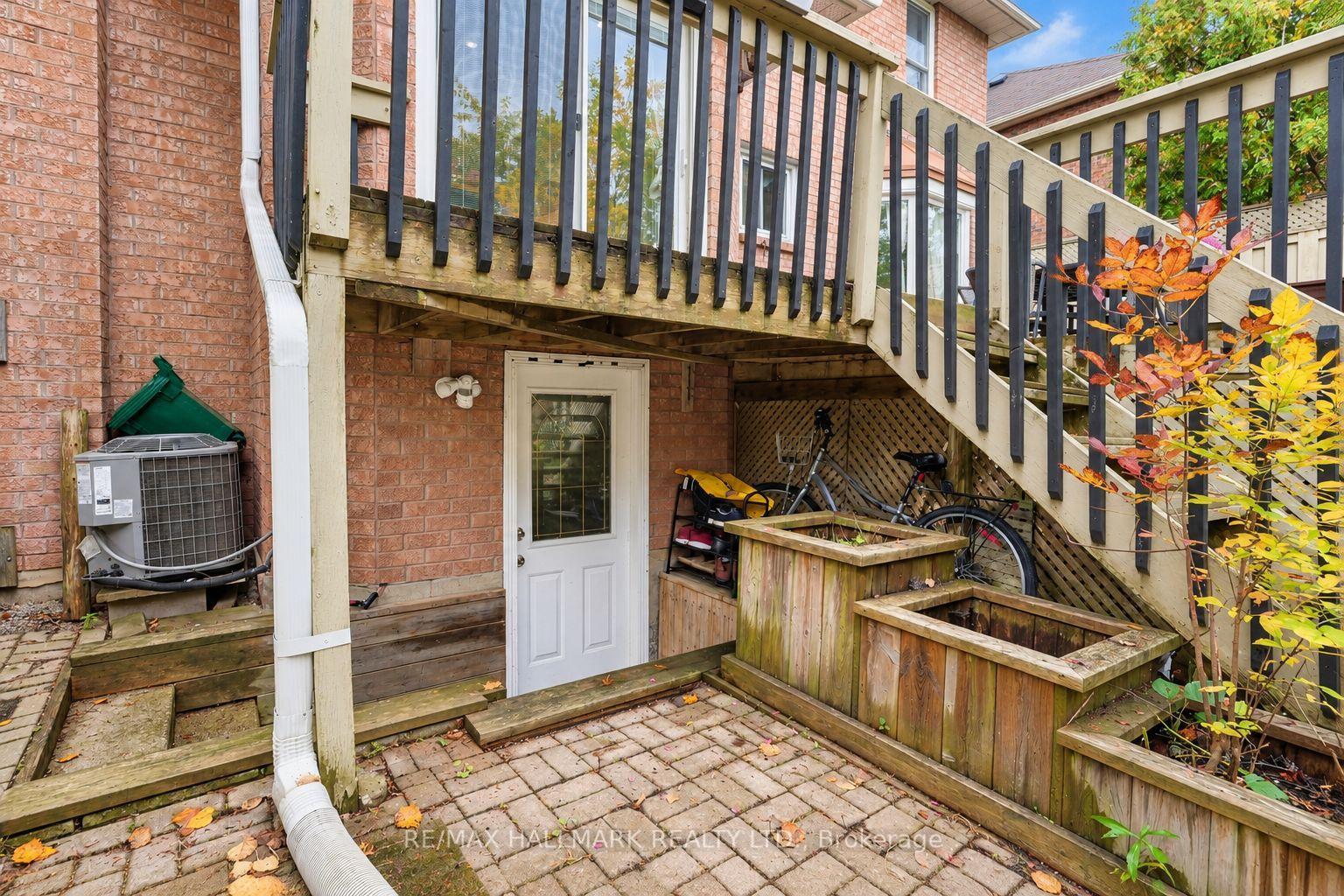 Photo 58 of 14 Crawford Rose Drive, Aurora, Aurora Heights — HOMEH