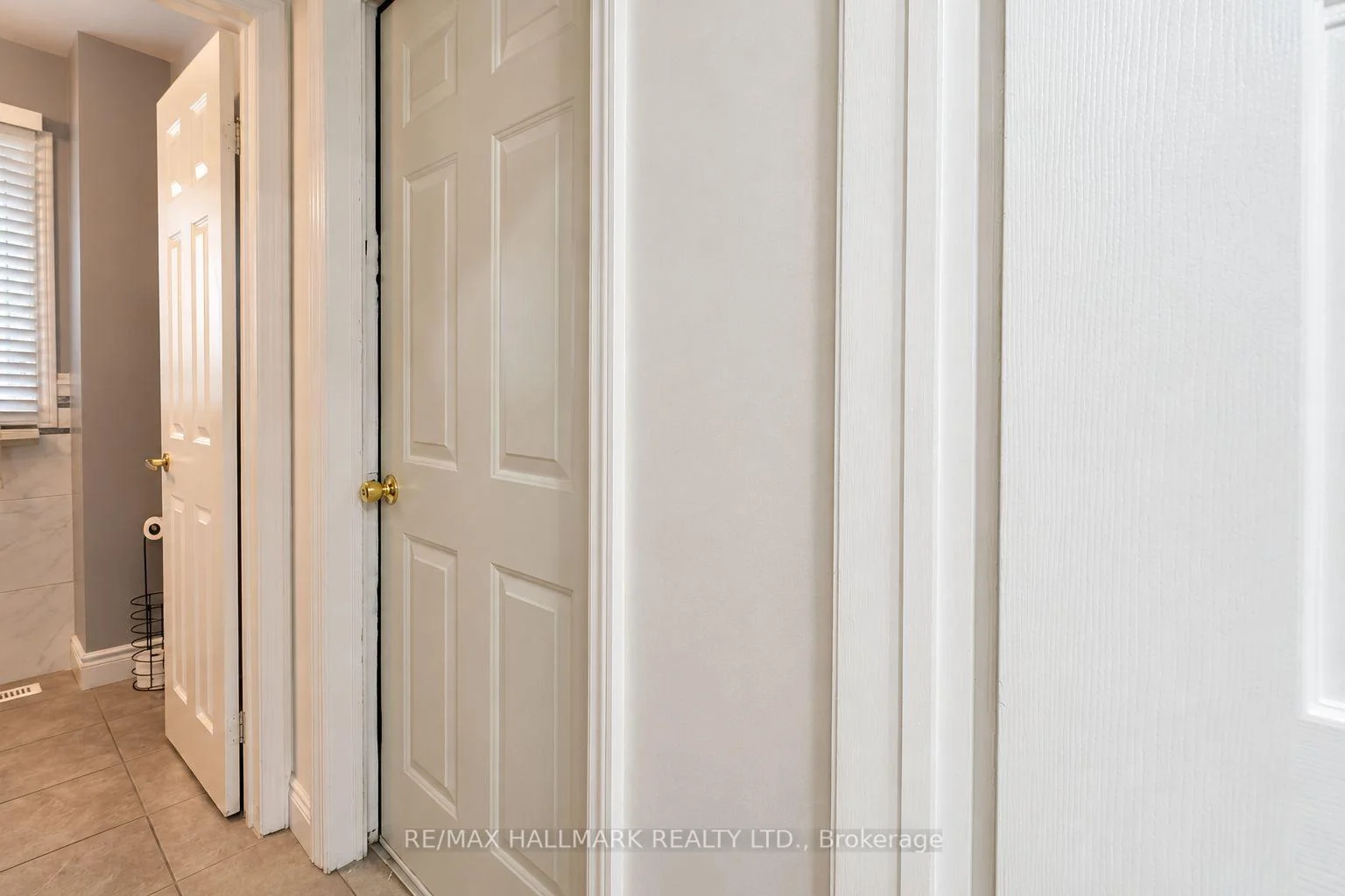 Photo 30 of 14 Crawford Rose Drive, Aurora, Aurora Heights — HOMEH