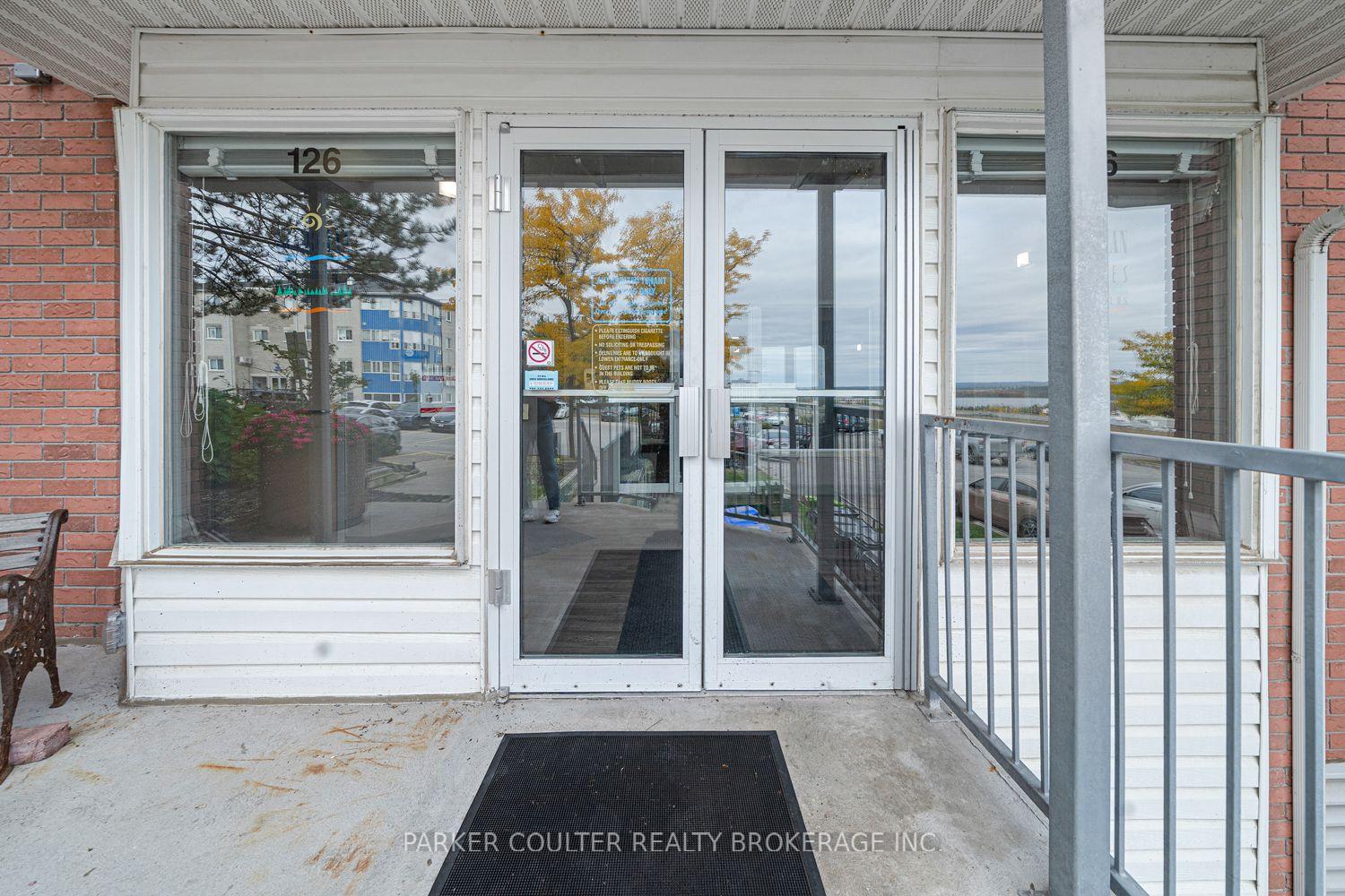 Photo 5 of Unit 412, 126 Bell Farm Road, Barrie, Alliance — HOMEH