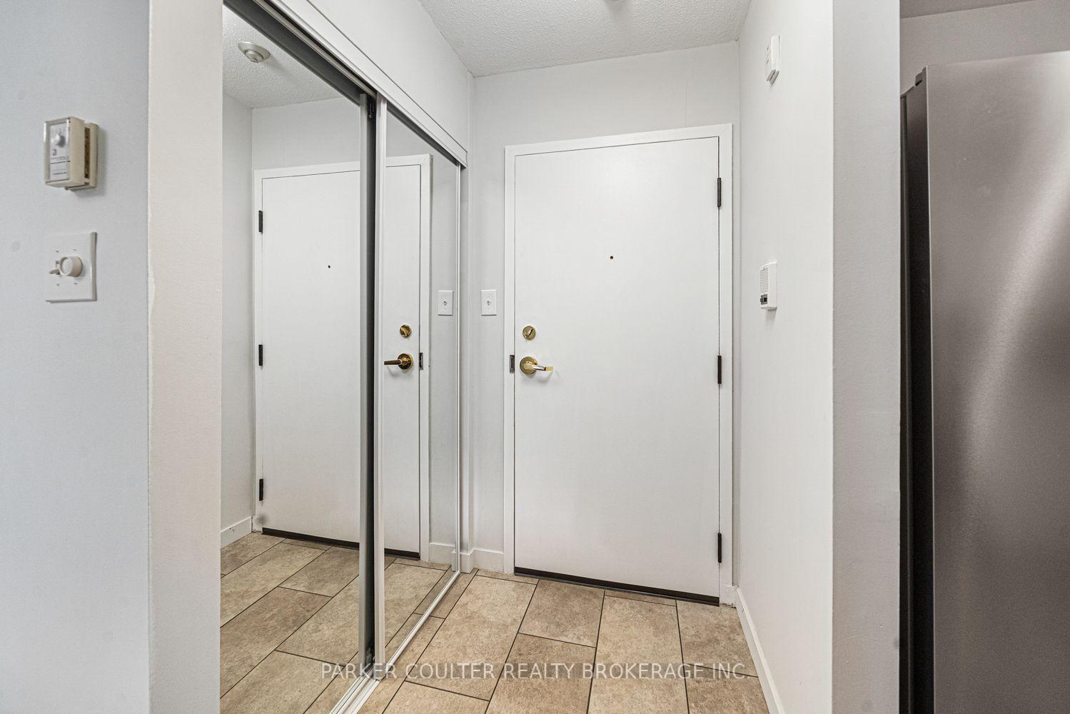 Photo 6 of Unit 412, 126 Bell Farm Road, Barrie, Alliance — HOMEH