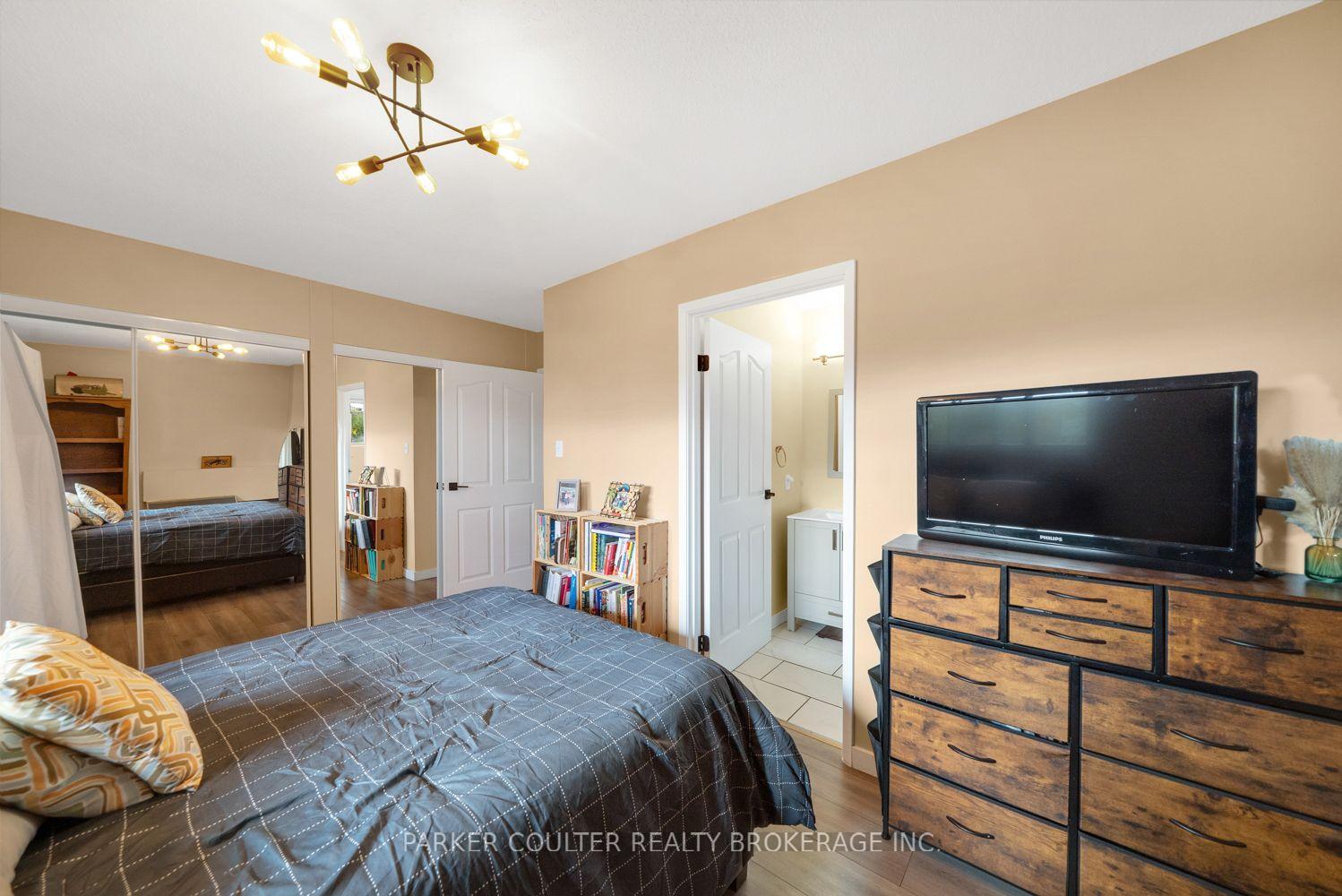 Photo 22 of Unit 412, 126 Bell Farm Road, Barrie, Alliance — HOMEH