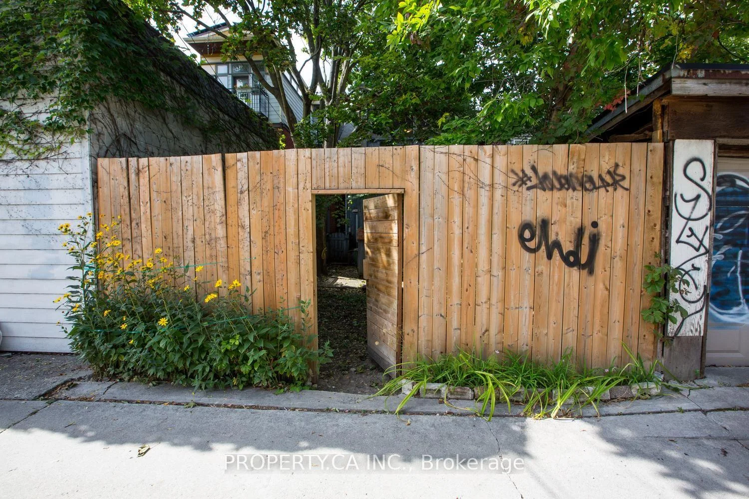 Photo 48 of 125 Major Street, Toronto, University — HOMEH