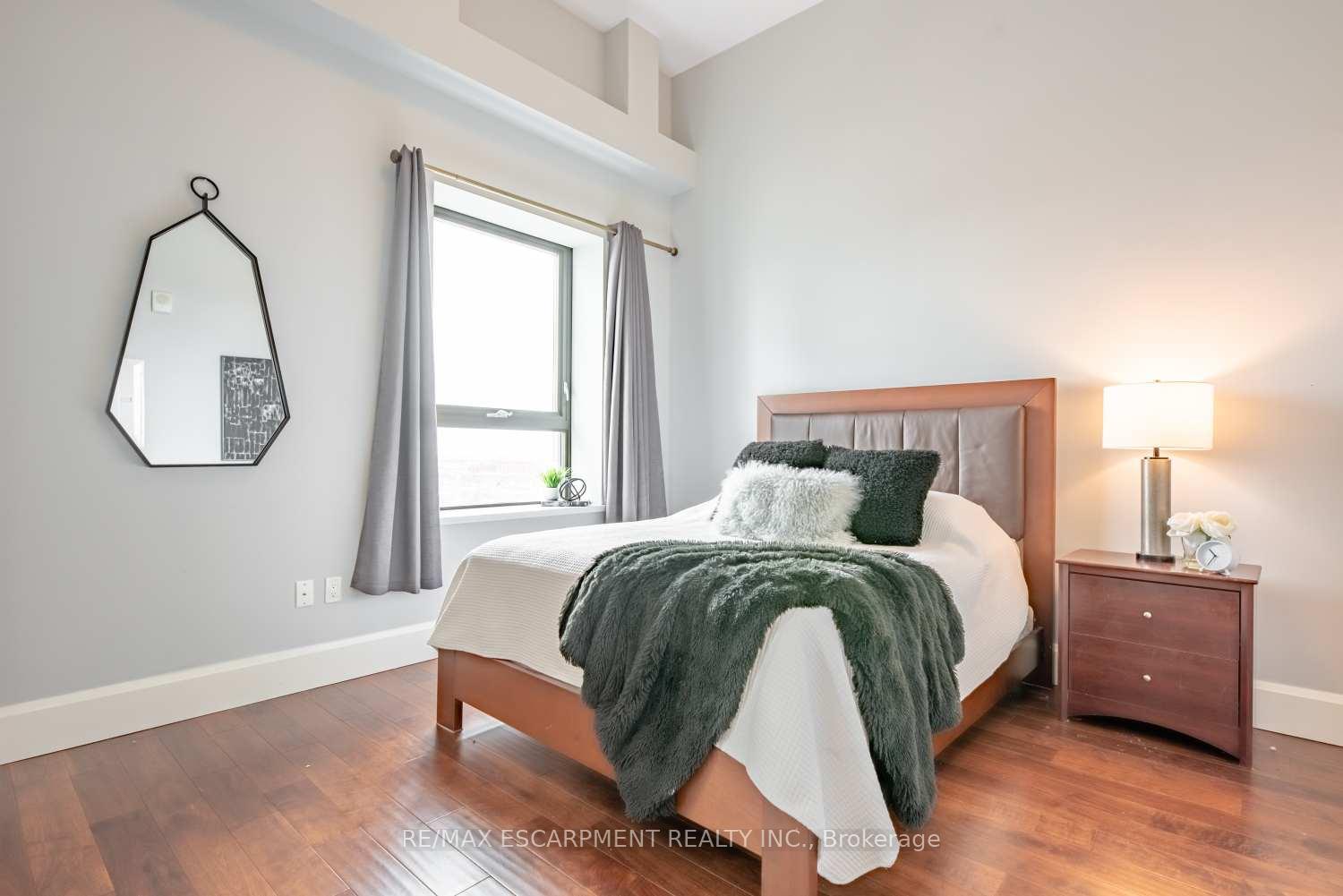 Photo 15 of Unit LPH01, 112 King Street, Hamilton, Beasley — HOMEH