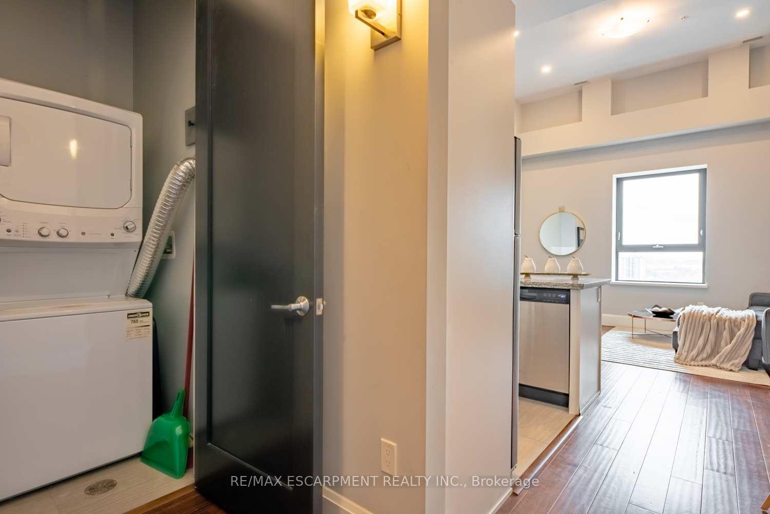 Photo 18 of Unit LPH01, 112 King Street, Hamilton, Beasley — HOMEH