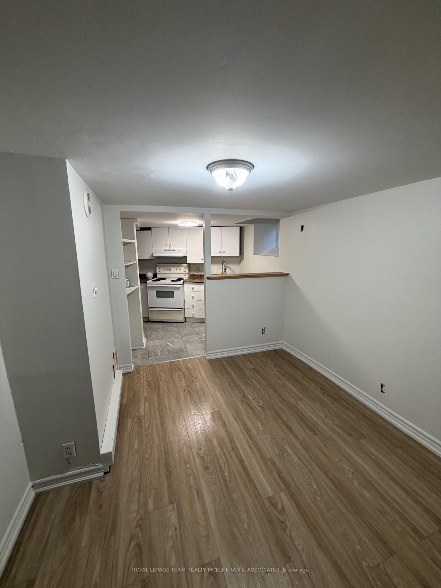 Photo 3 of Unit 4, 65 Delaware Avenue, Ottawa, Ottawa Centre/Golden Triangle — HOMEH
