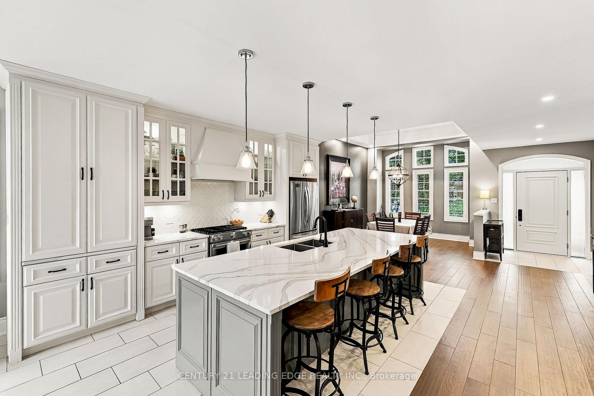 Photo 13 of 12 Coastview Court, Whitby, Port Whitby — HOMEH