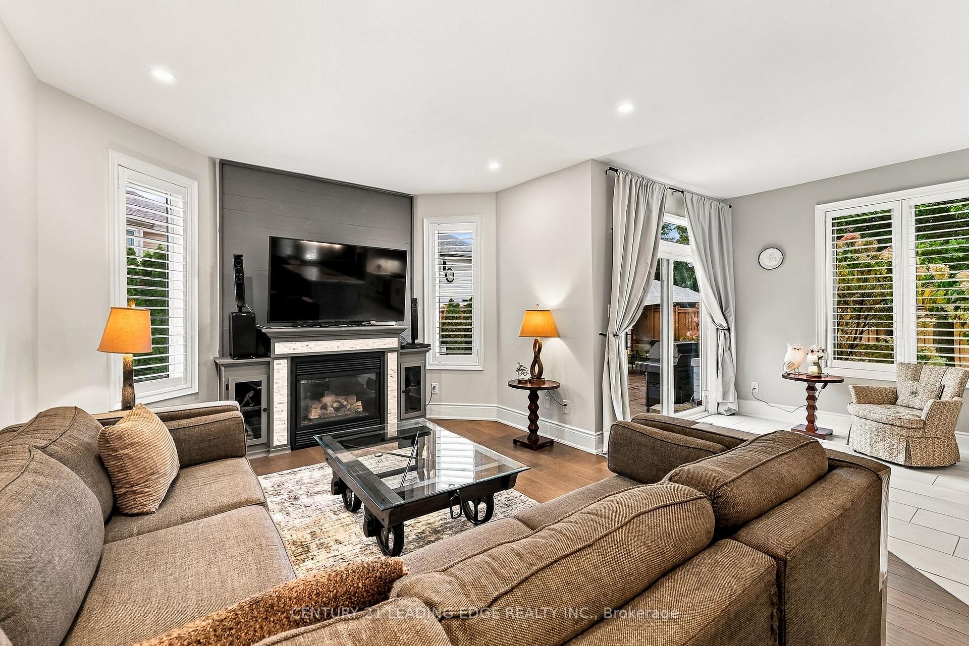 Photo 17 of 12 Coastview Court, Whitby, Port Whitby — HOMEH