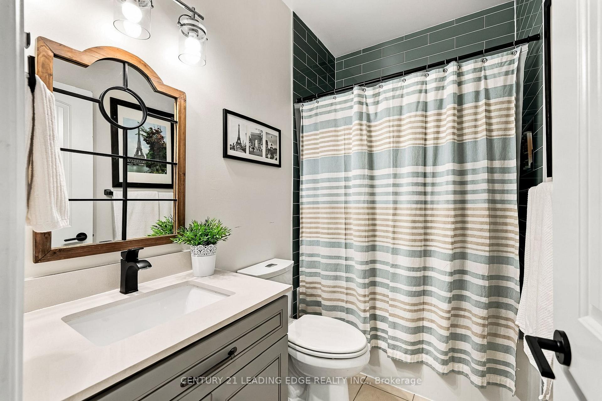Photo 21 of 12 Coastview Court, Whitby, Port Whitby — HOMEH