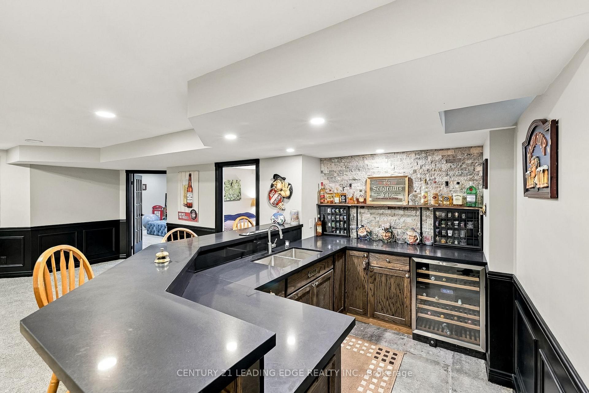 Photo 31 of 12 Coastview Court, Whitby, Port Whitby — HOMEH