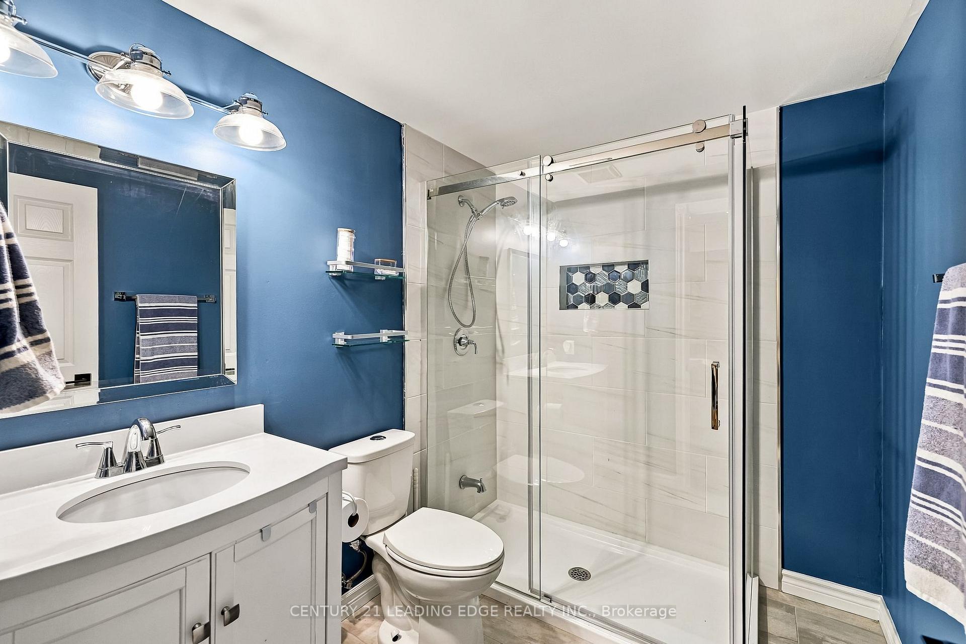 Photo 34 of 12 Coastview Court, Whitby, Port Whitby — HOMEH