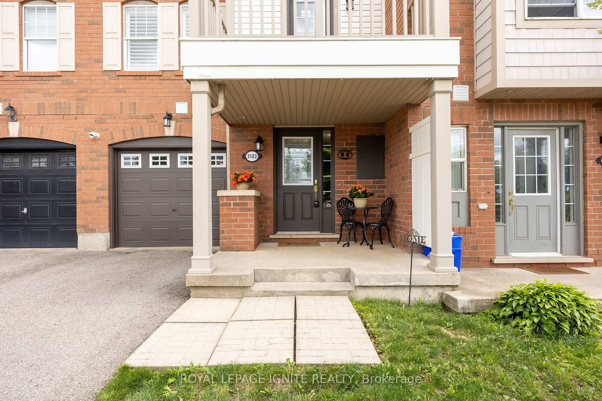 Photo 5 of 3123 Stornoway Circle, Oakville, Bronte Creek — HOMEH