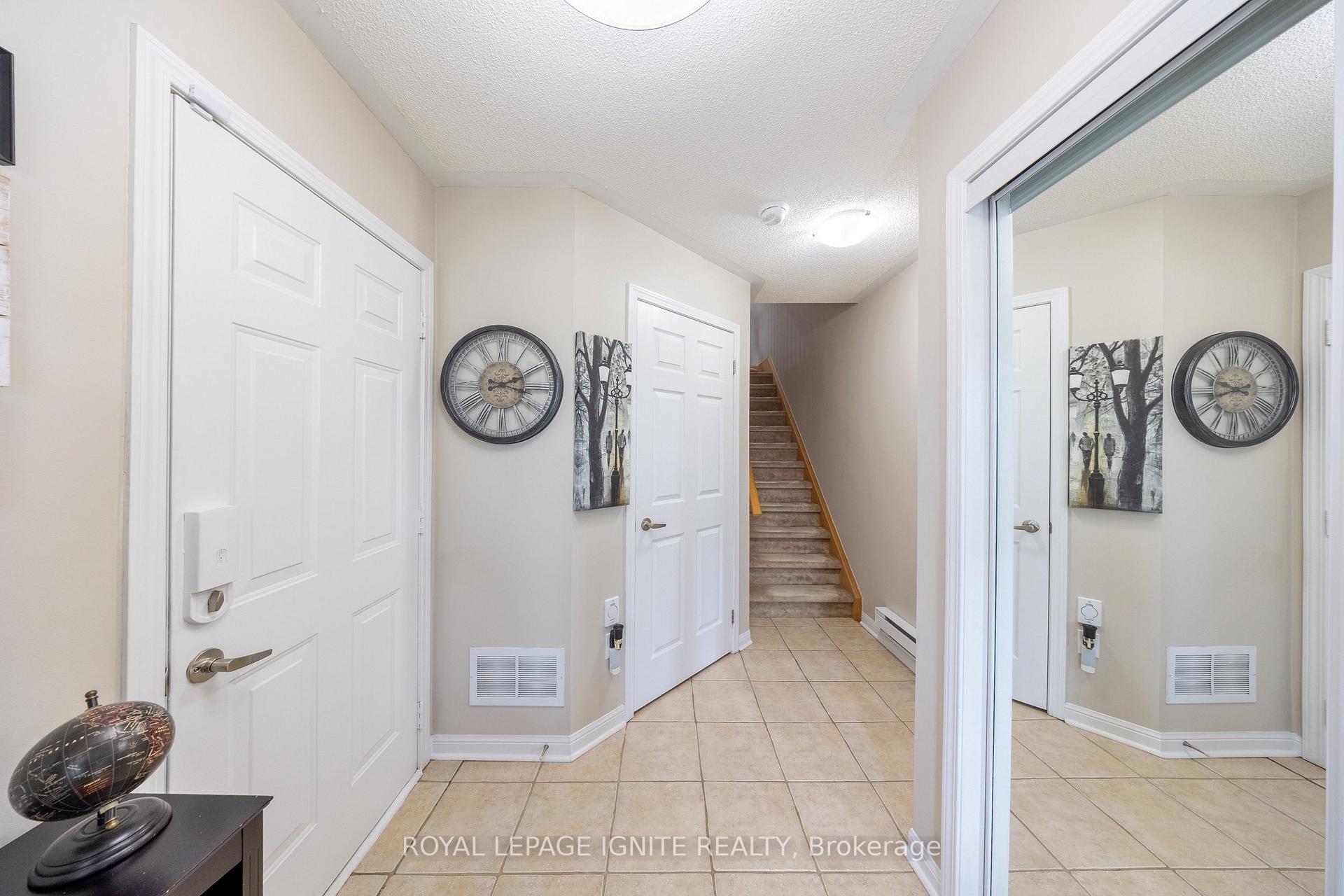 Photo 6 of 3123 Stornoway Circle, Oakville, Bronte Creek — HOMEH