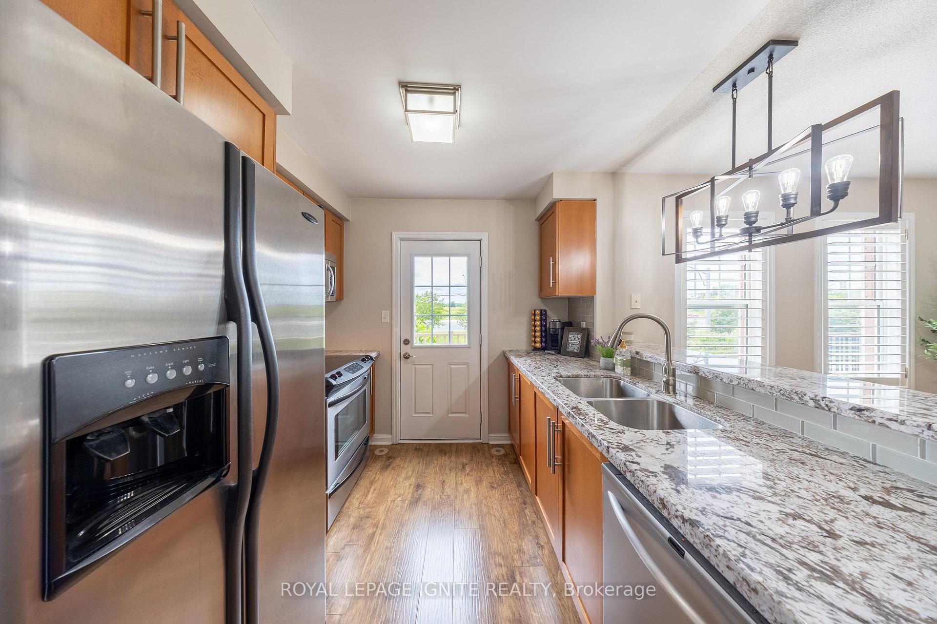 Photo 18 of 3123 Stornoway Circle, Oakville, Bronte Creek — HOMEH