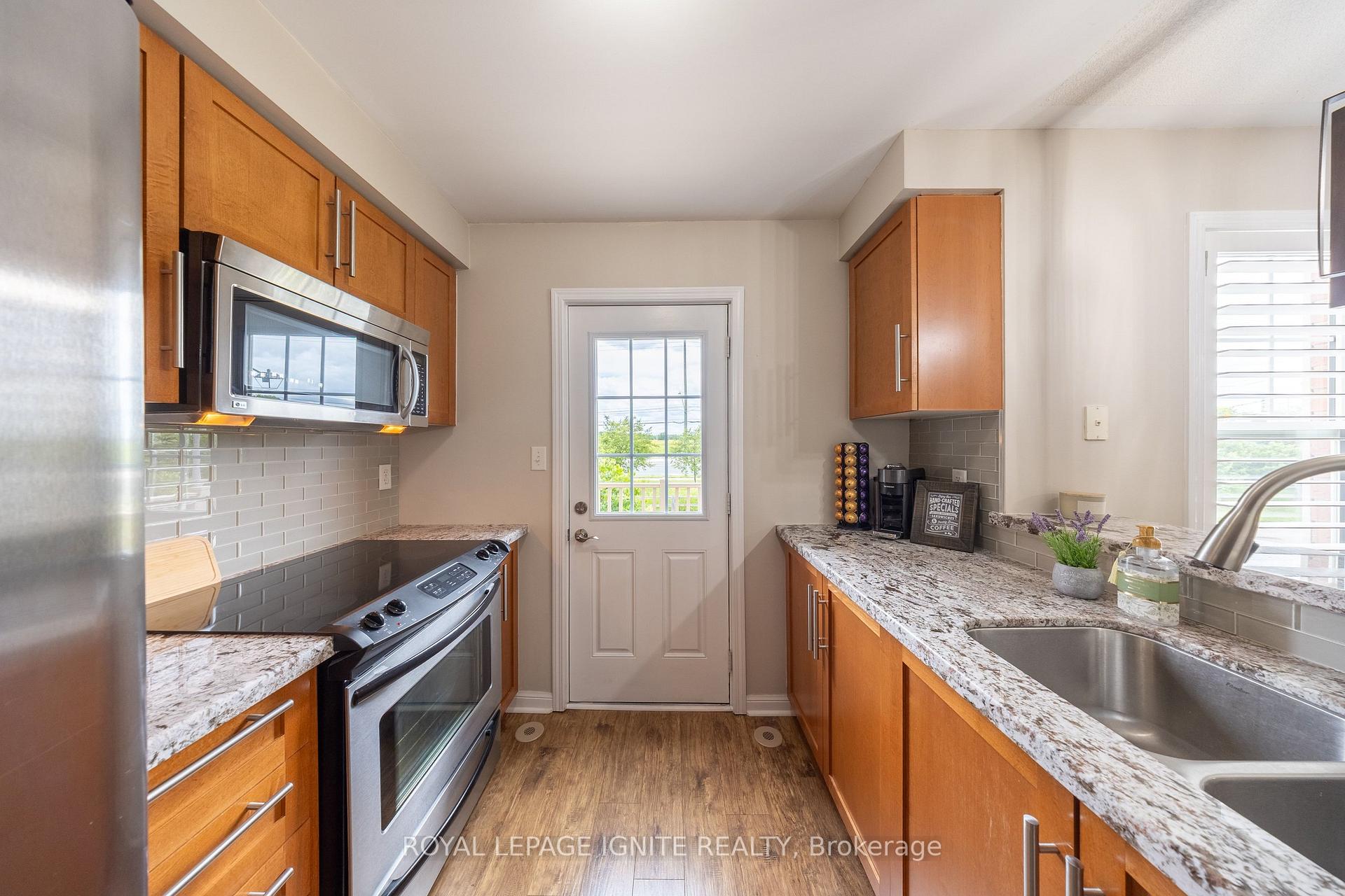 Photo 19 of 3123 Stornoway Circle, Oakville, Bronte Creek — HOMEH