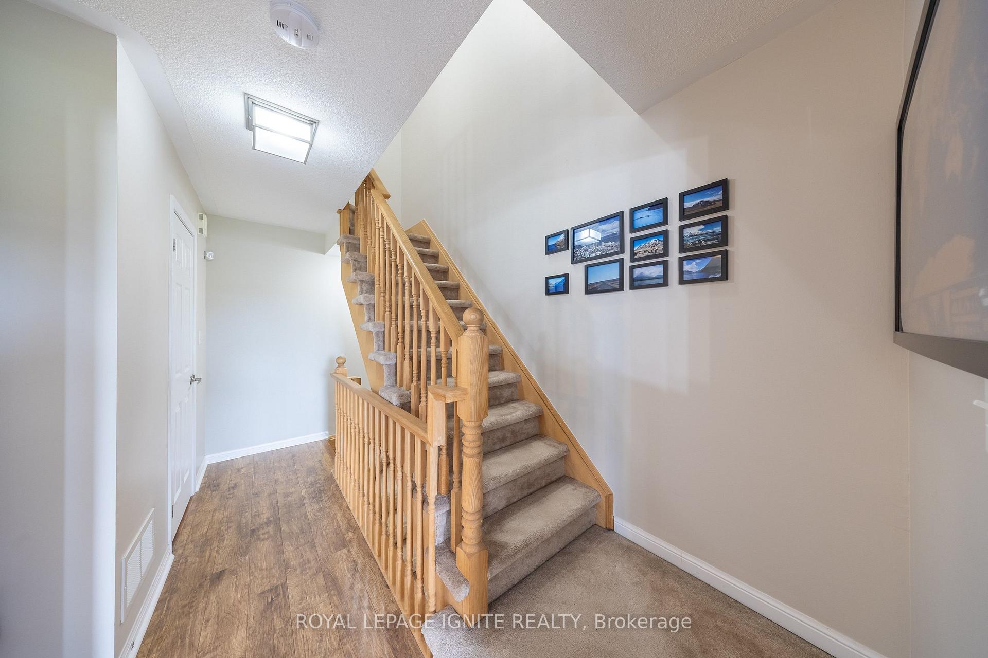 Photo 24 of 3123 Stornoway Circle, Oakville, Bronte Creek — HOMEH