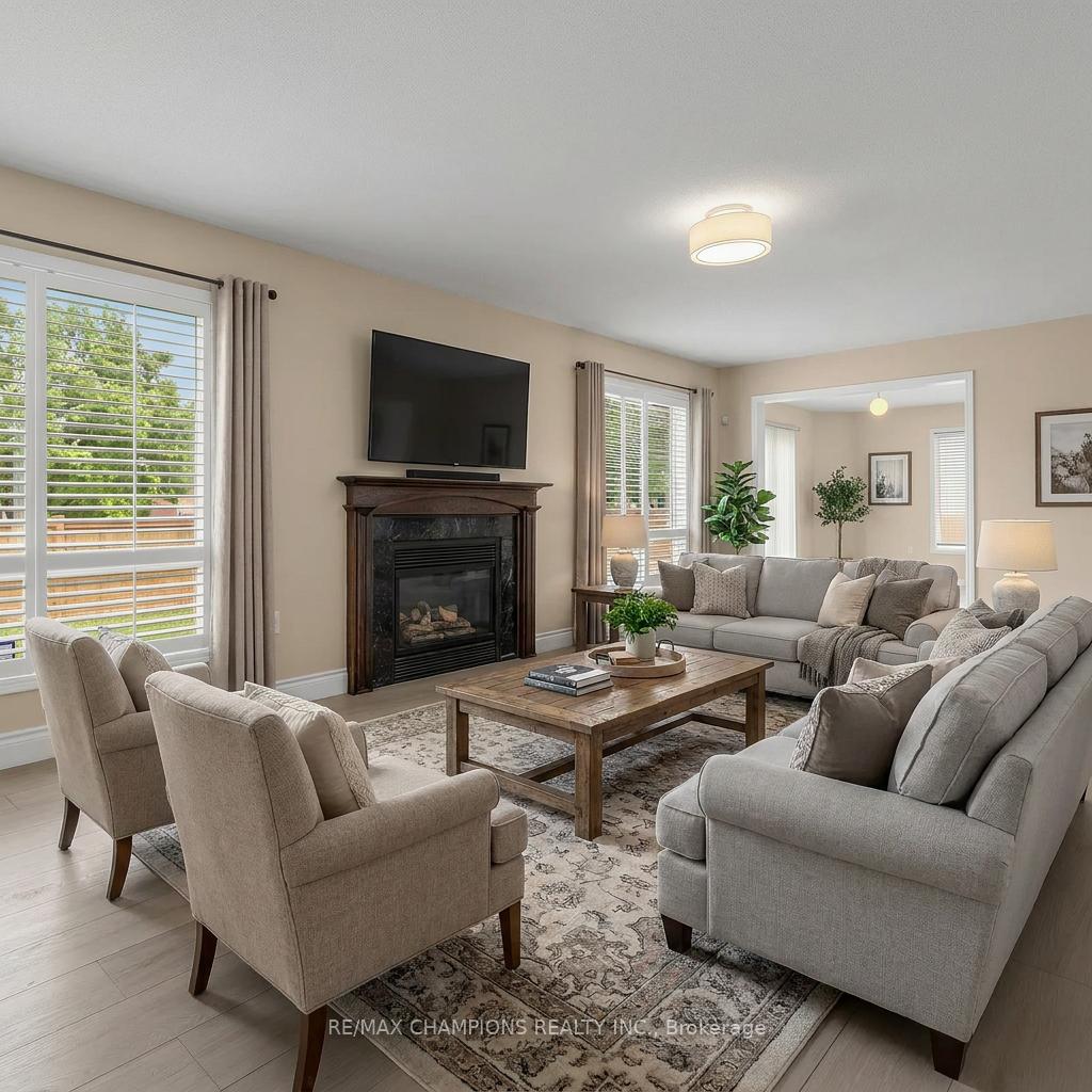 Photo 4 of 1 Cluster Oak Place, Brampton, Sandringham-Wellington — HOMEH