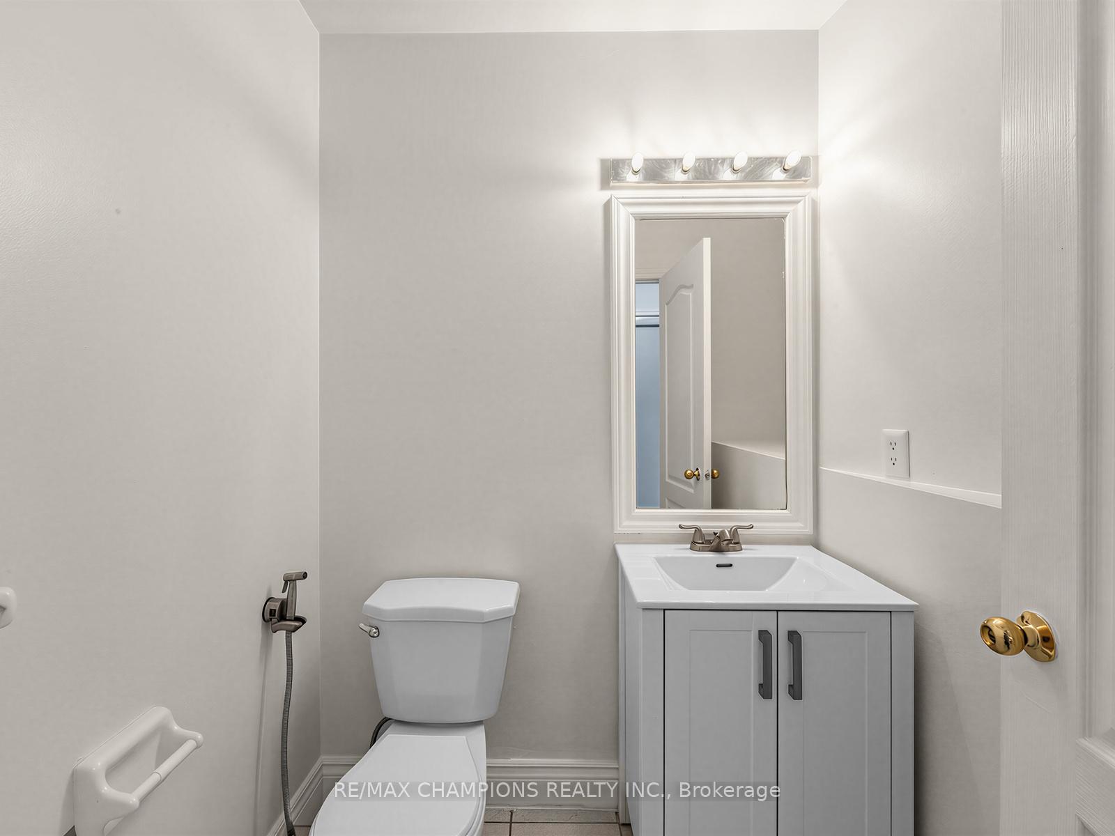 Photo 19 of 1 Cluster Oak Place, Brampton, Sandringham-Wellington — HOMEH