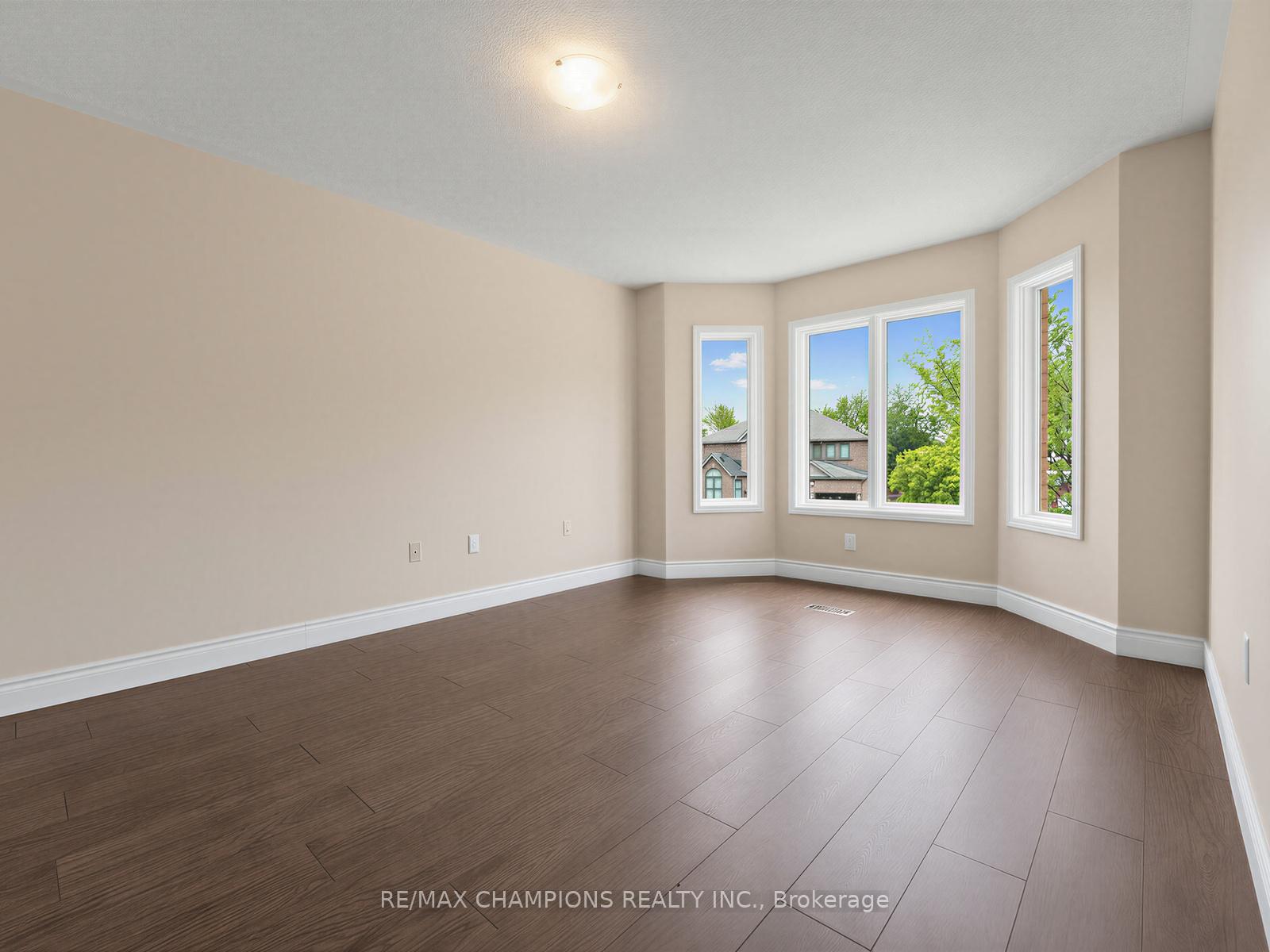 Photo 28 of 1 Cluster Oak Place, Brampton, Sandringham-Wellington — HOMEH