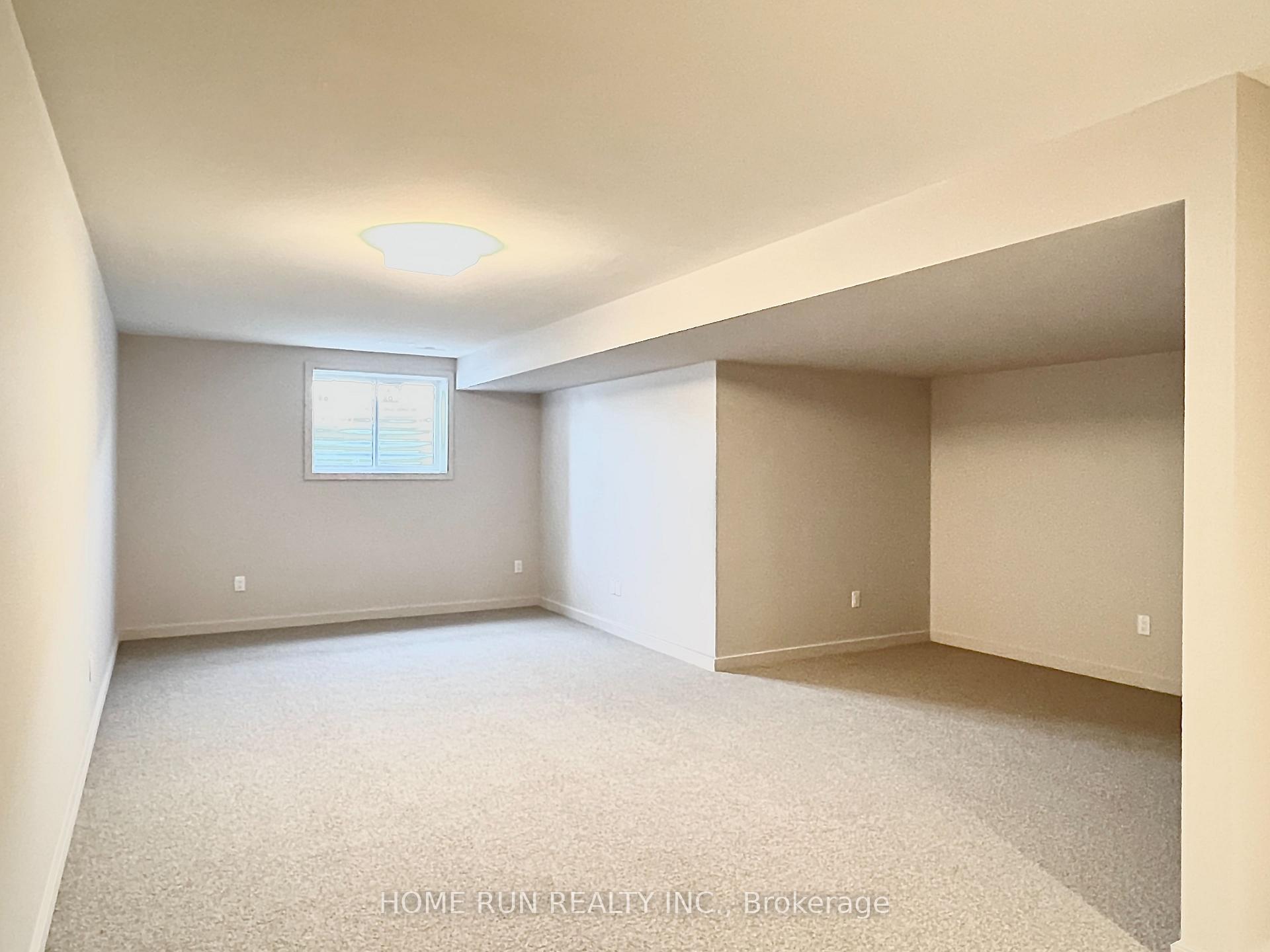 Photo 17 of 516 Borbridge Avenue, Ottawa, Riverside South/Gloucester Glen — HOMEH