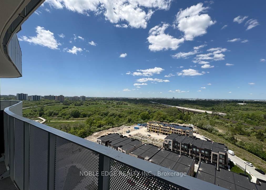 Photo 4 of Unit 907, 10 Flavelle Trail, Vaughan, Steeles West Industrial — HOMEH