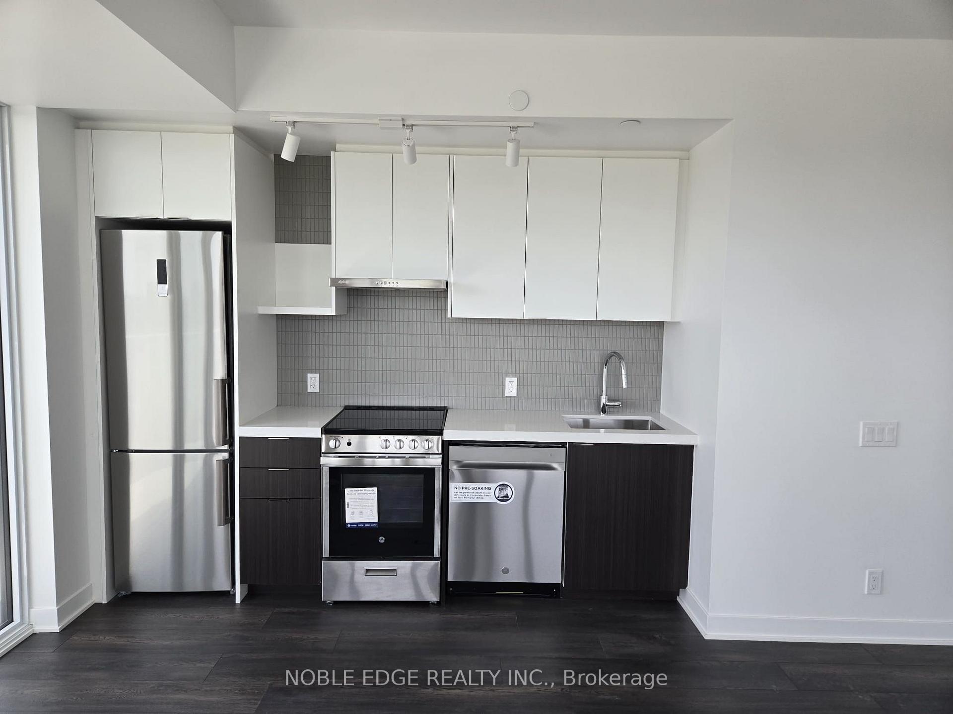 Photo 5 of Unit 907, 10 Flavelle Trail, Vaughan, Steeles West Industrial — HOMEH