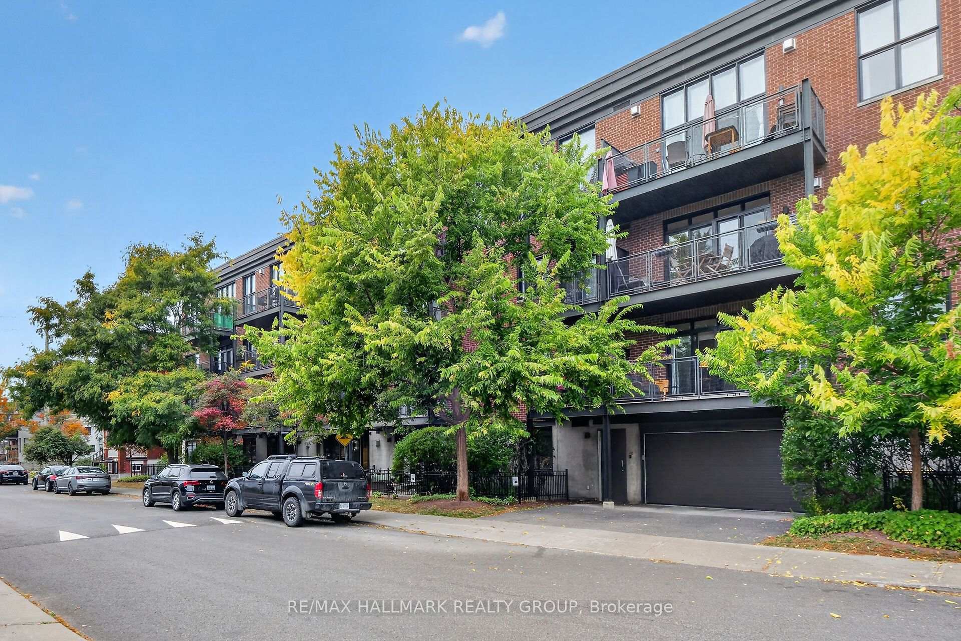 Photo 3 of Unit 210, 457 Mcleod Street, Ottawa, Ottawa Centre — HOMEH