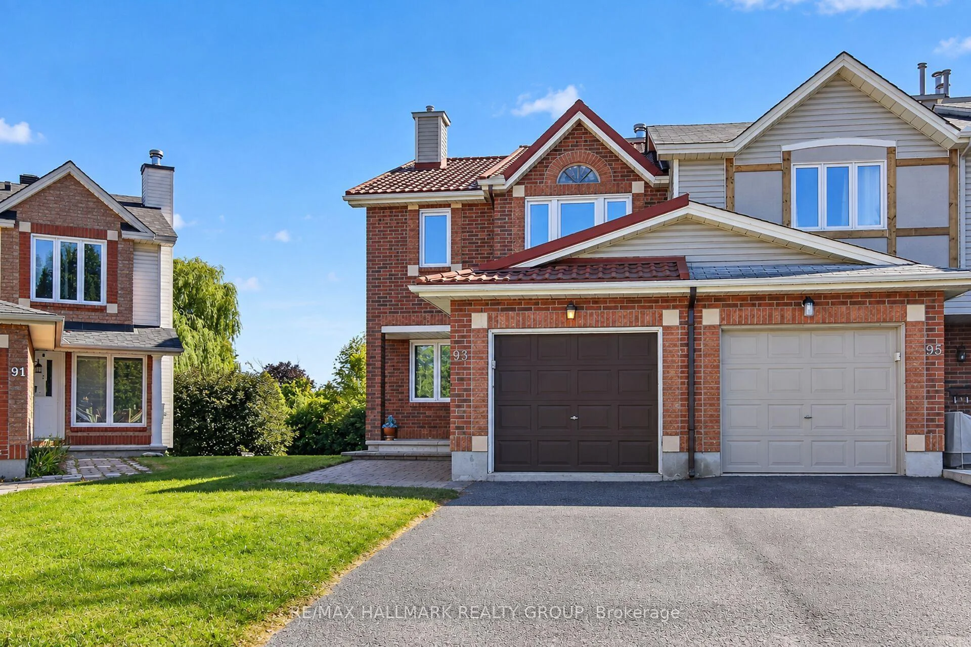 Photo 4 of Unit 210, 457 Mcleod Street, Ottawa, Ottawa Centre — HOMEH