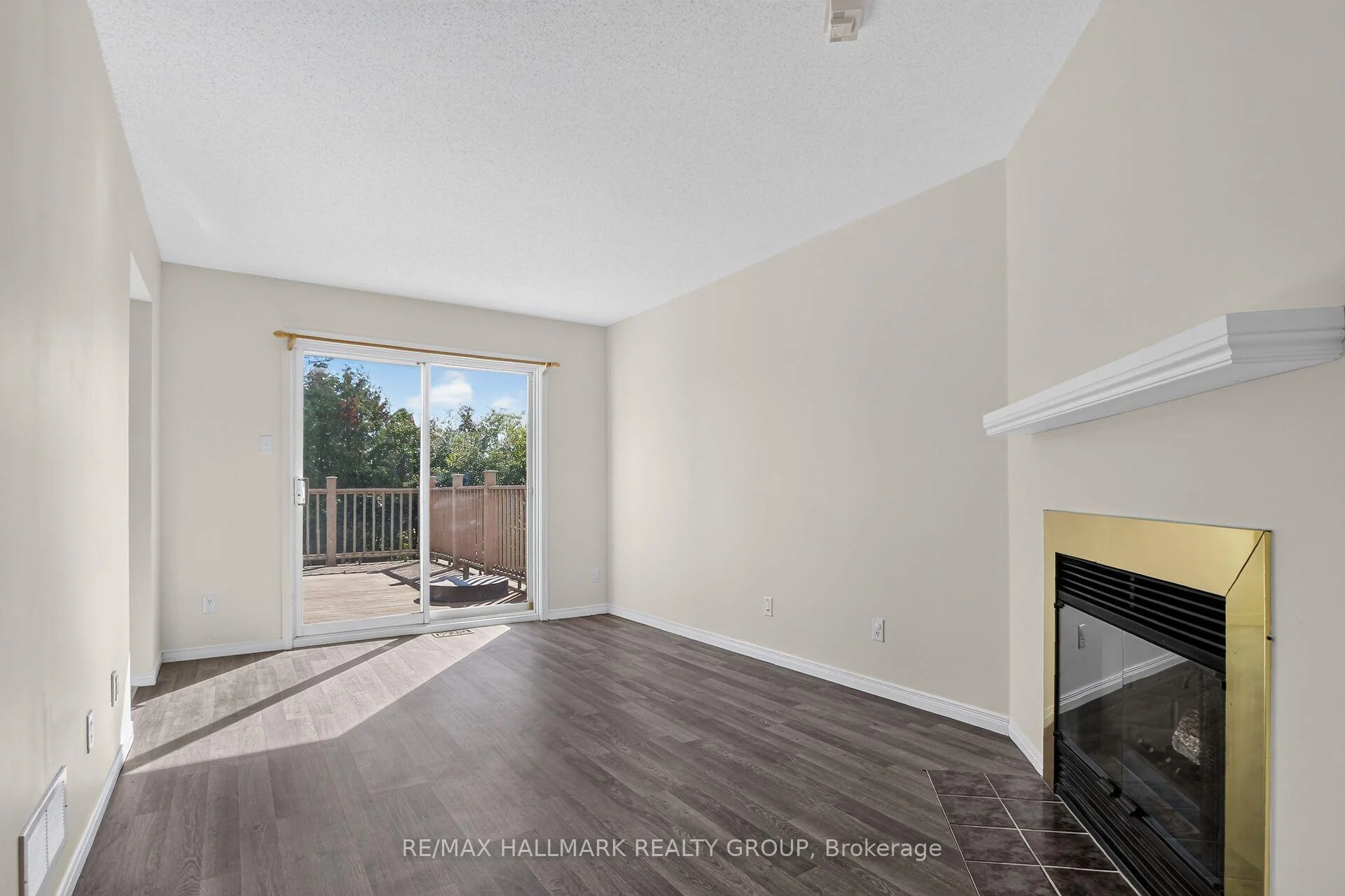 Photo 14 of Unit 210, 457 Mcleod Street, Ottawa, Ottawa Centre — HOMEH