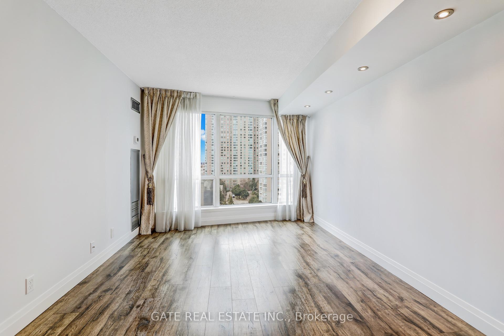 Photo 7 of Unit 1111, 8 Lee Centre Drive, Scarborough, Woburn — HOMEH