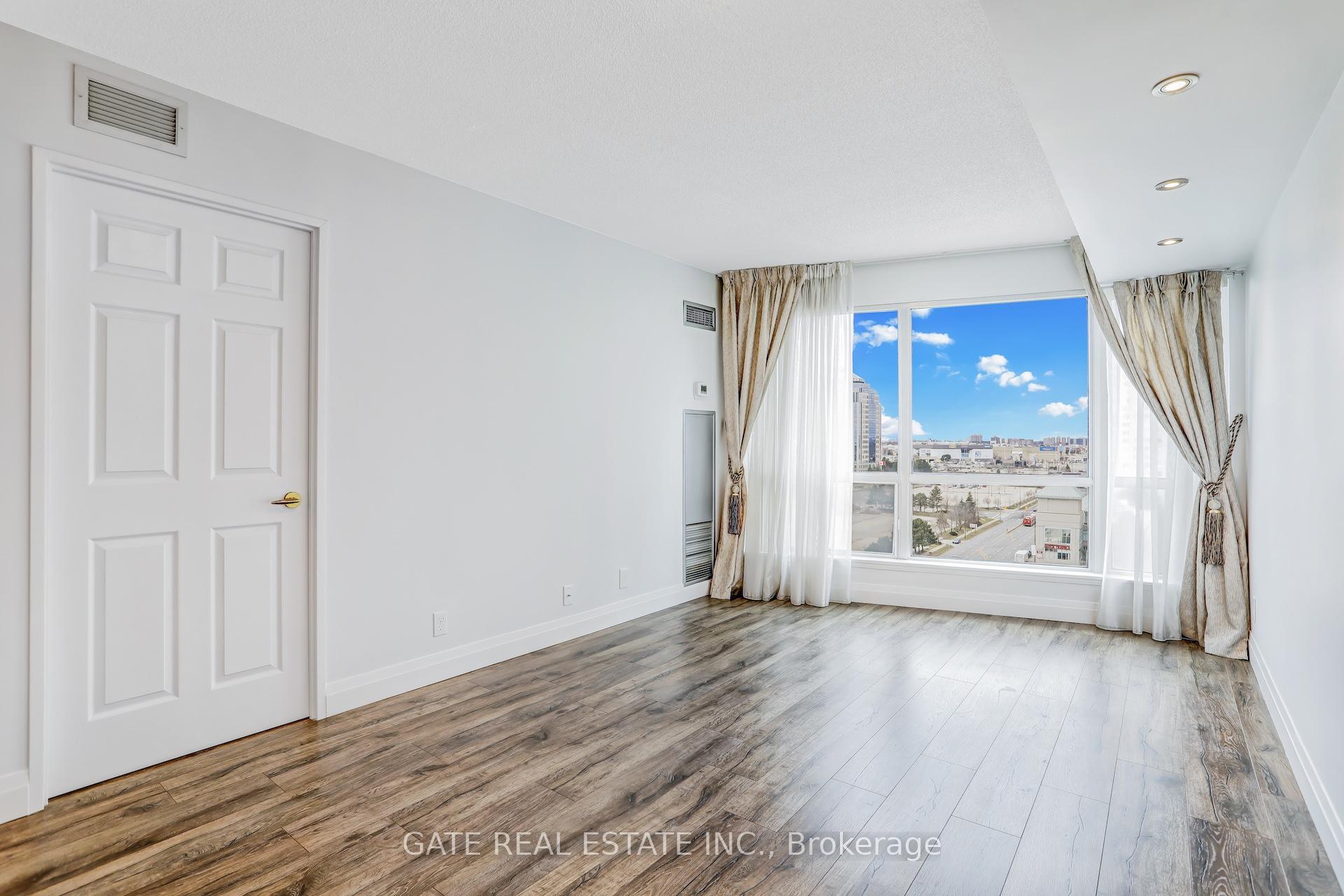 Photo 8 of Unit 1111, 8 Lee Centre Drive, Scarborough, Woburn — HOMEH
